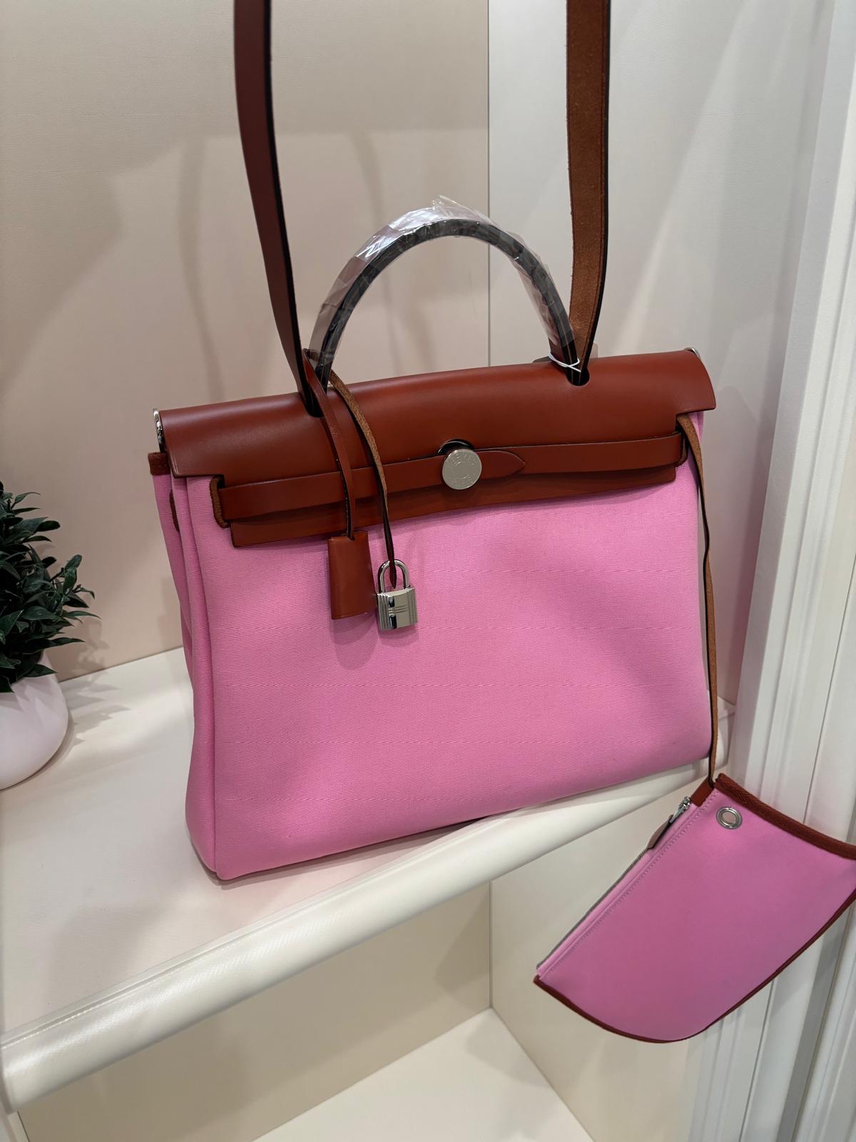 全新 Hermes HERBAG 31 ,stamp Y,8W 100%Authentic, 全新未使用品 ✅Key lock ✅dust bag ✅box