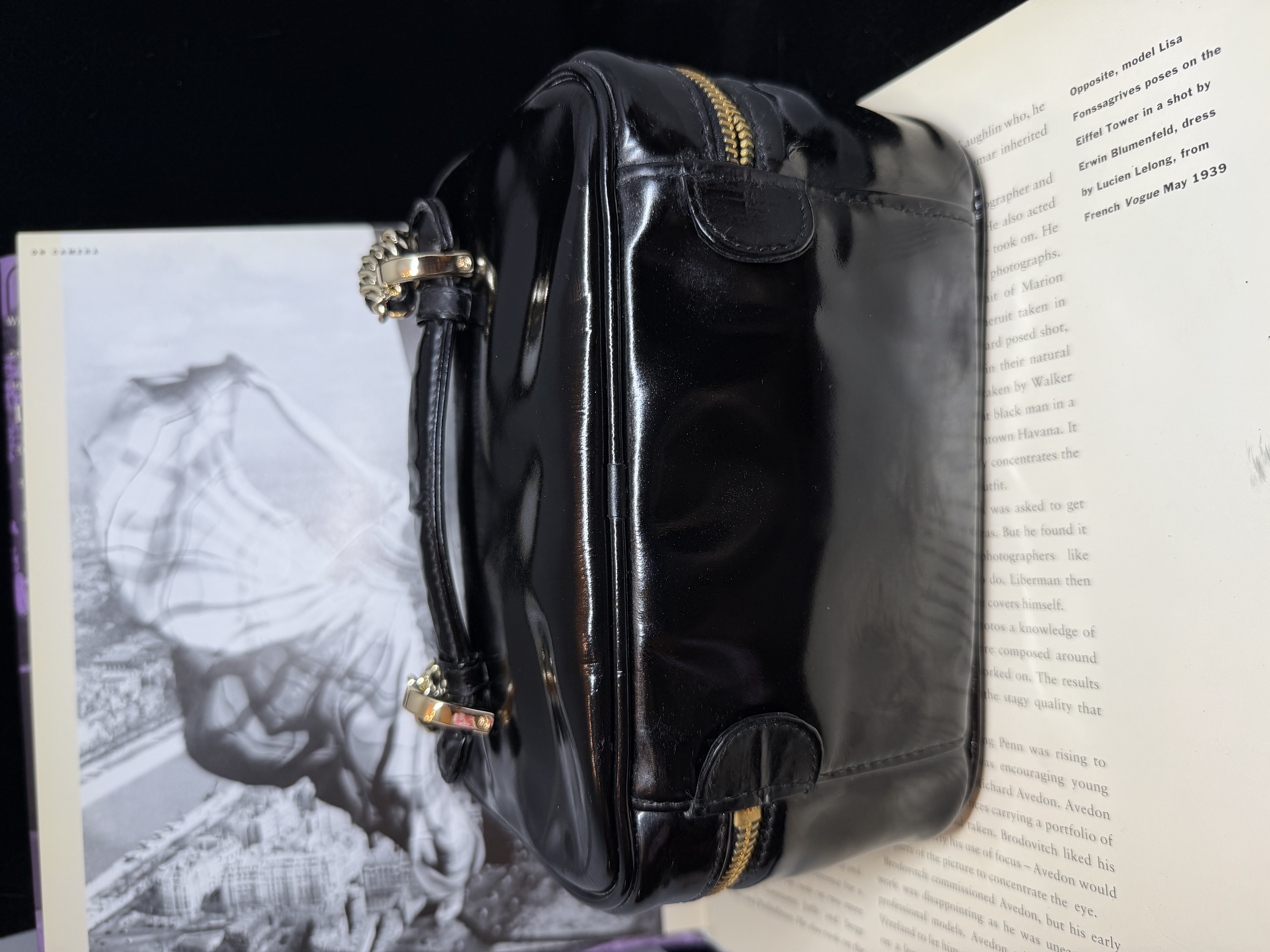 vintage chanel cc vanity case black patent leather