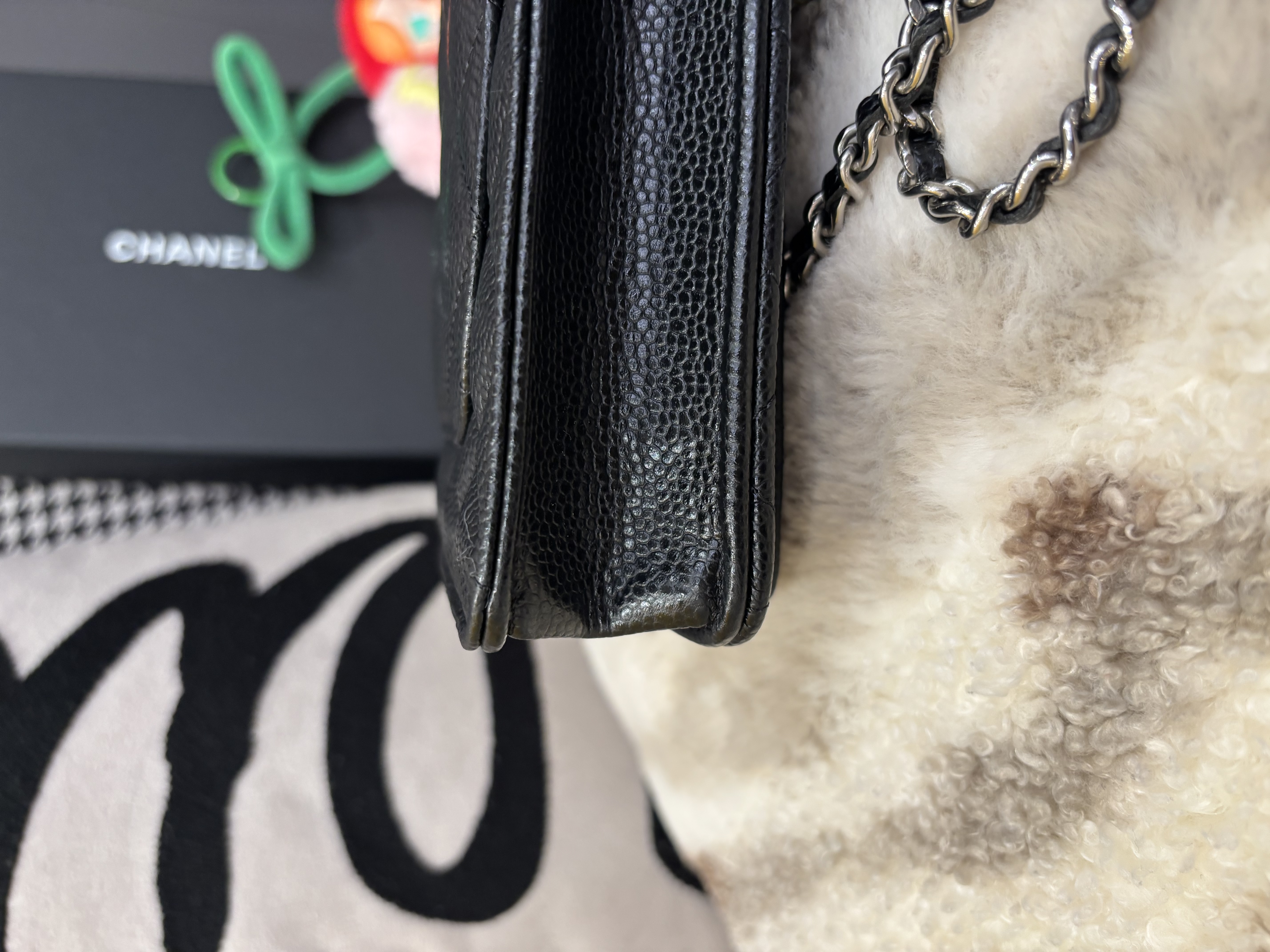 全新 Chanel wallet on chain 黑色荔枝牛皮銀扣 WOC 100%Authentic, 全新 Brand New  ✅日本單 ✅晶片✅dust bag ✅box