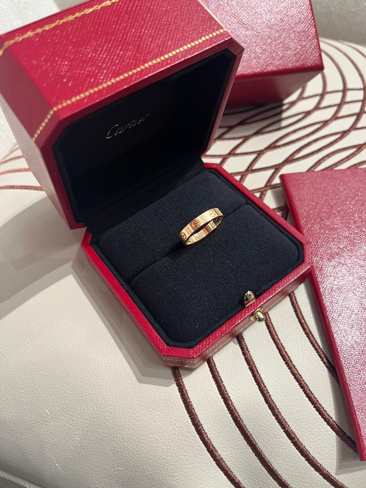Cartier Love Ring Size: 52, 100%Authentic, 98%New ✅2025年證書✅Box
