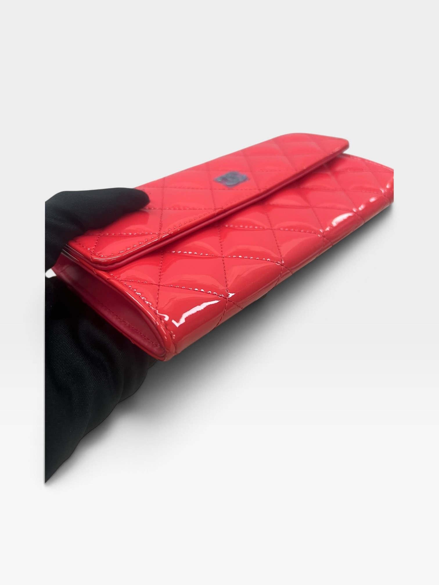 Pre-Owned CHANEL Long Wallet /Product Code: 102704