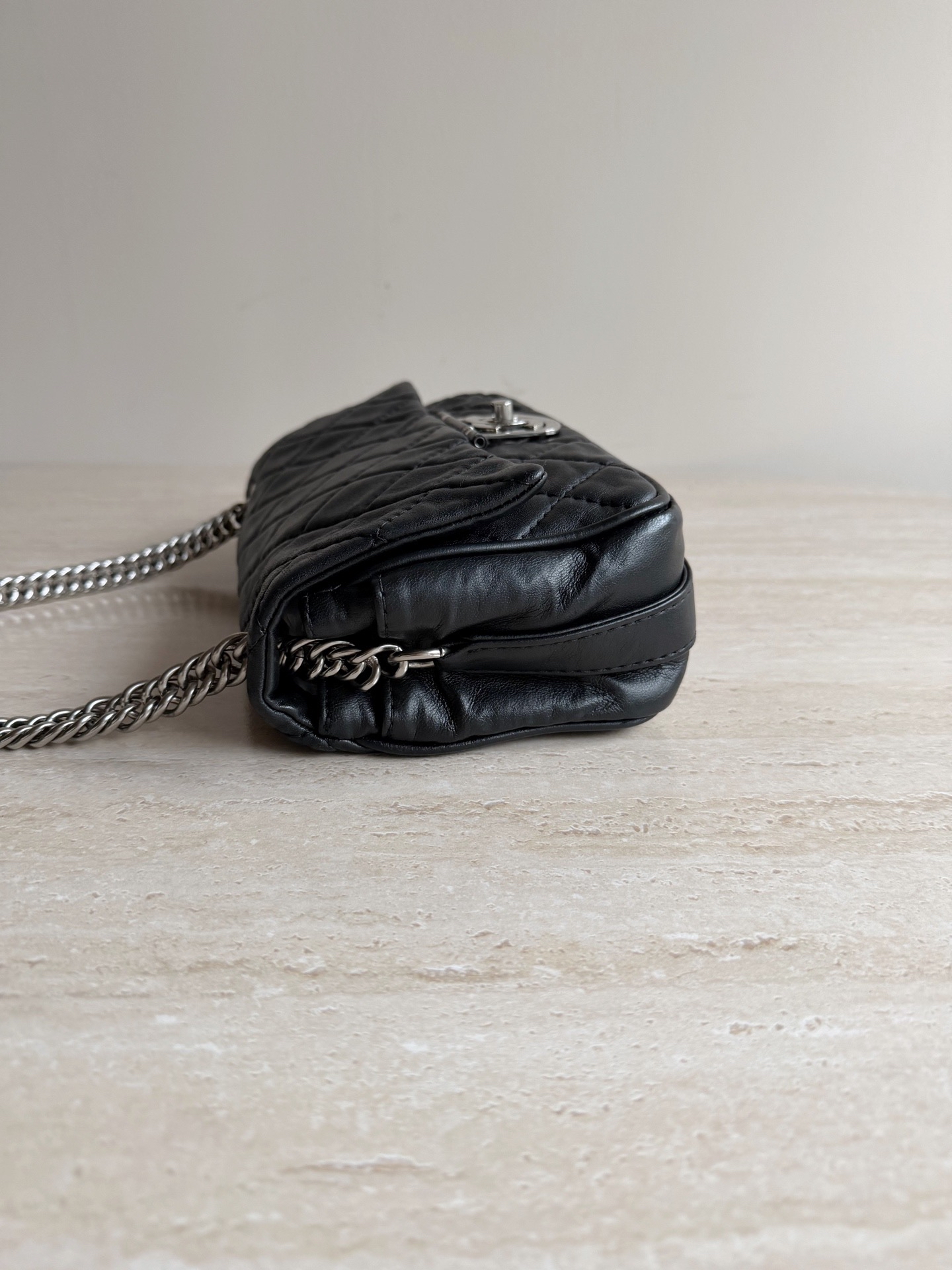 【預訂貨品】Chanel黑銀羊皮愛丁堡腋下包