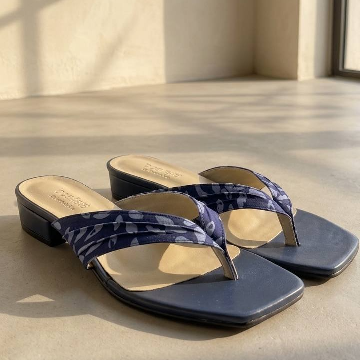 1122 - Batik Sandals (Blue)