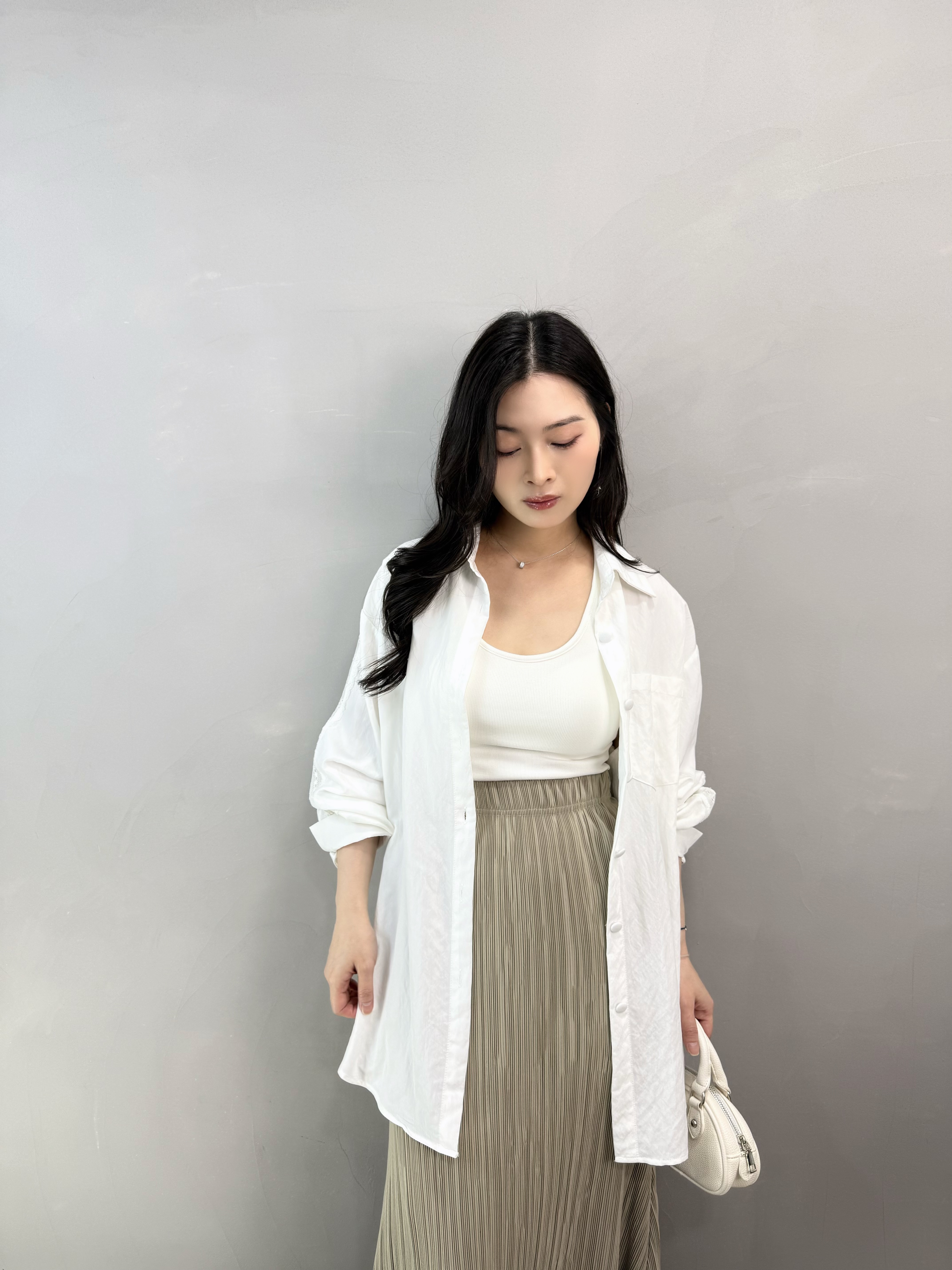 L70 Lace袖邊恤衫