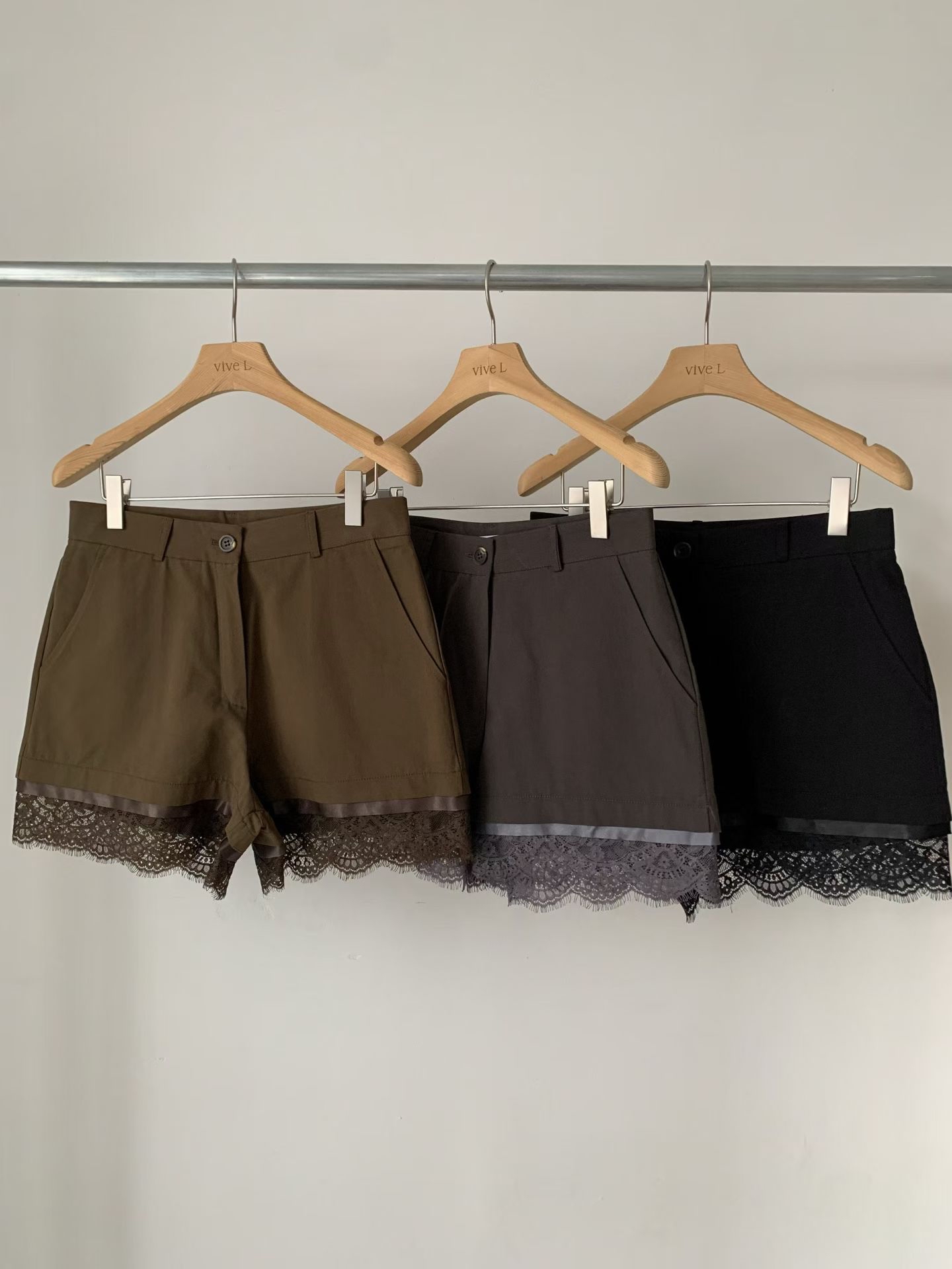 (2026FW) VIVEL - SHORTS