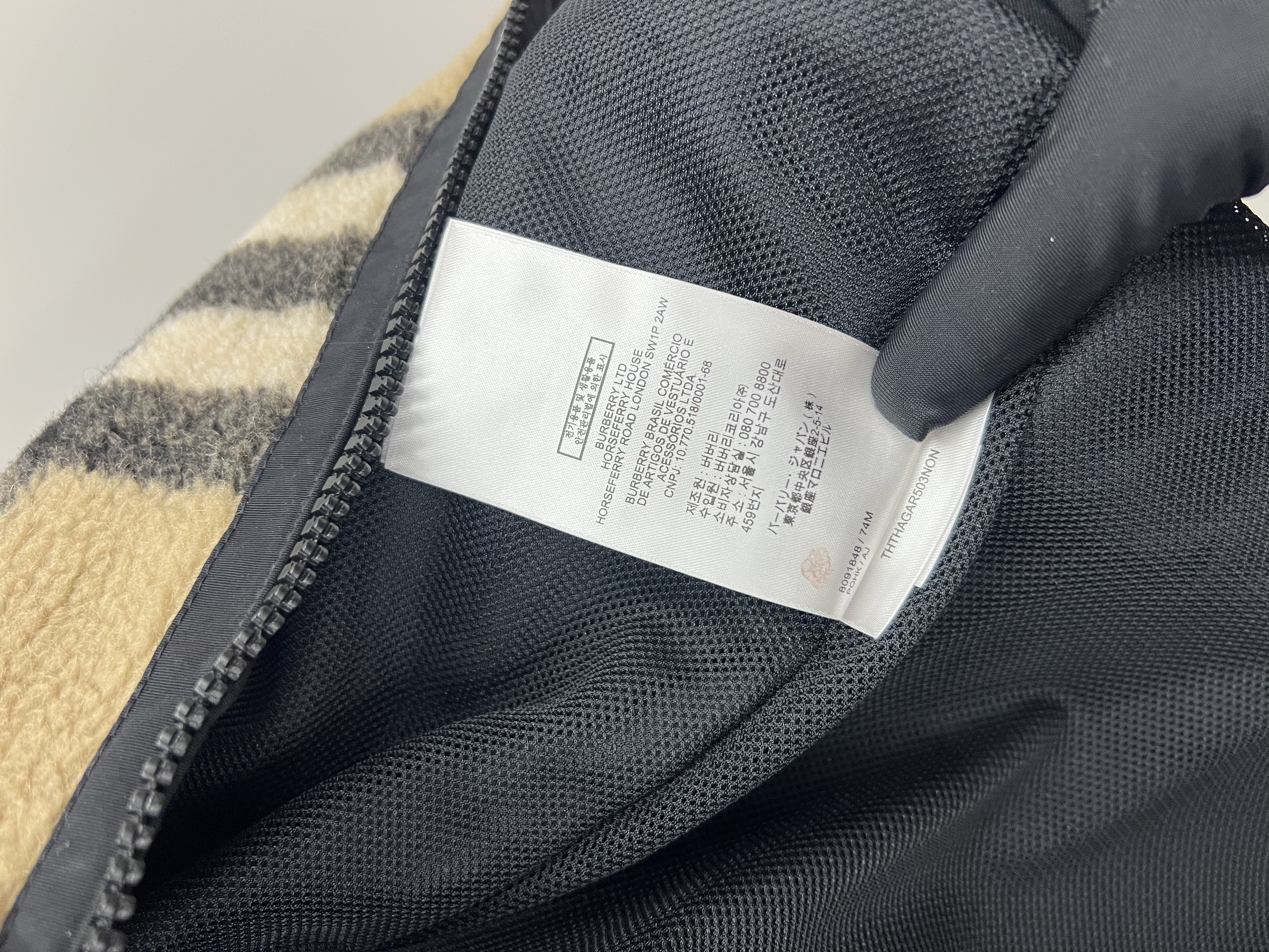 Pre-owned Burberry Jacket/ Product Code: 26030209