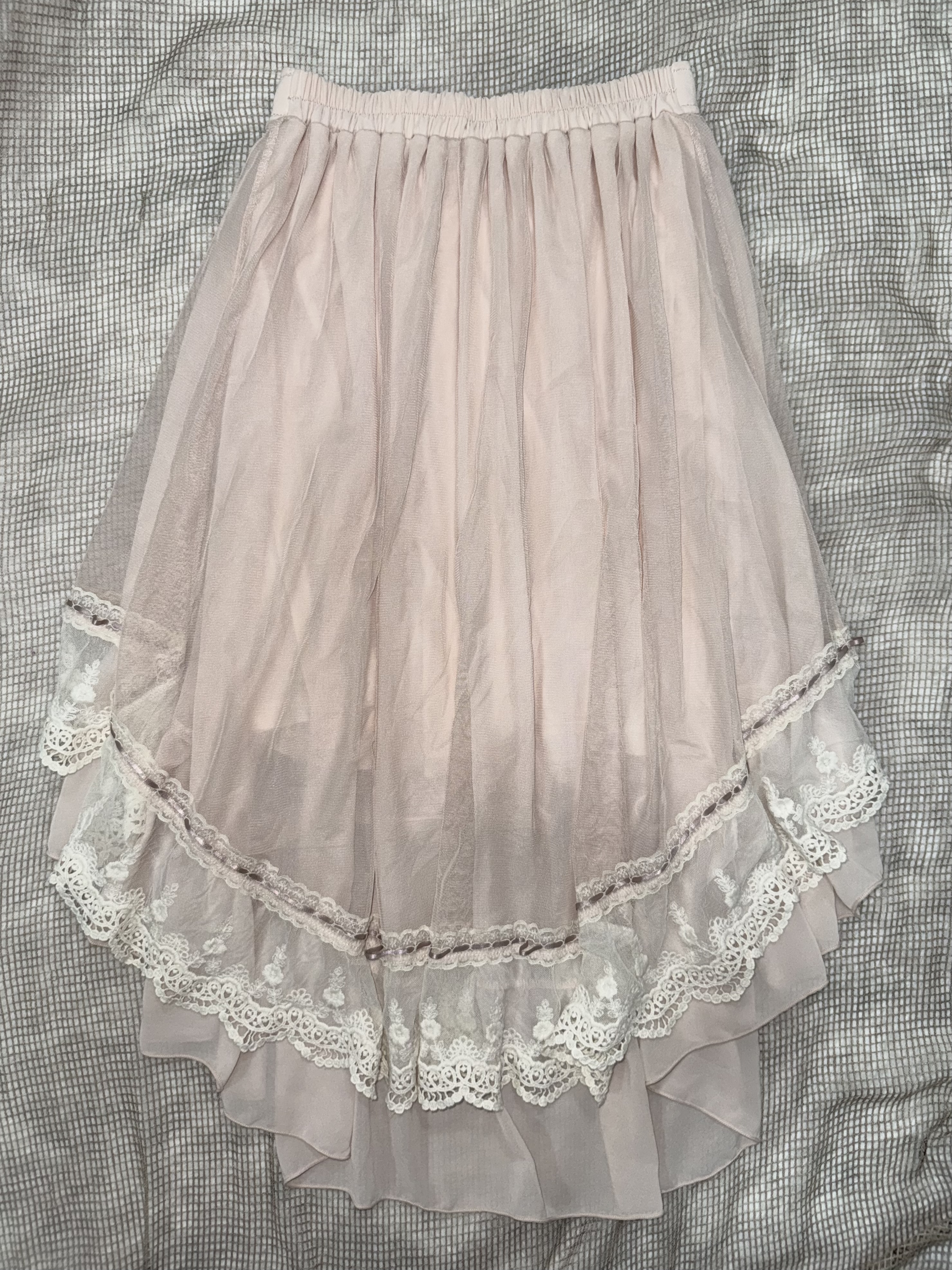 Axes High-Low Chiffon Skirt with Ribbon and Lace