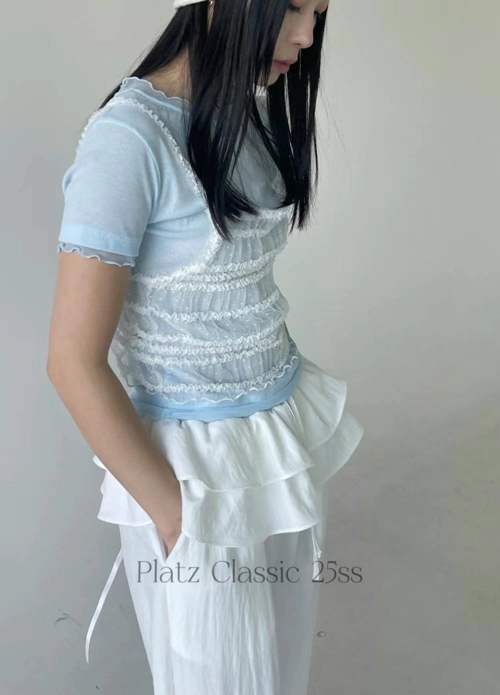 High-Waisted Wide-Leg Pants with Ruffled Waist Detail‖双层蛋糕式荷叶边腰头抽绳设计高腰阔腿裤 KR04152725