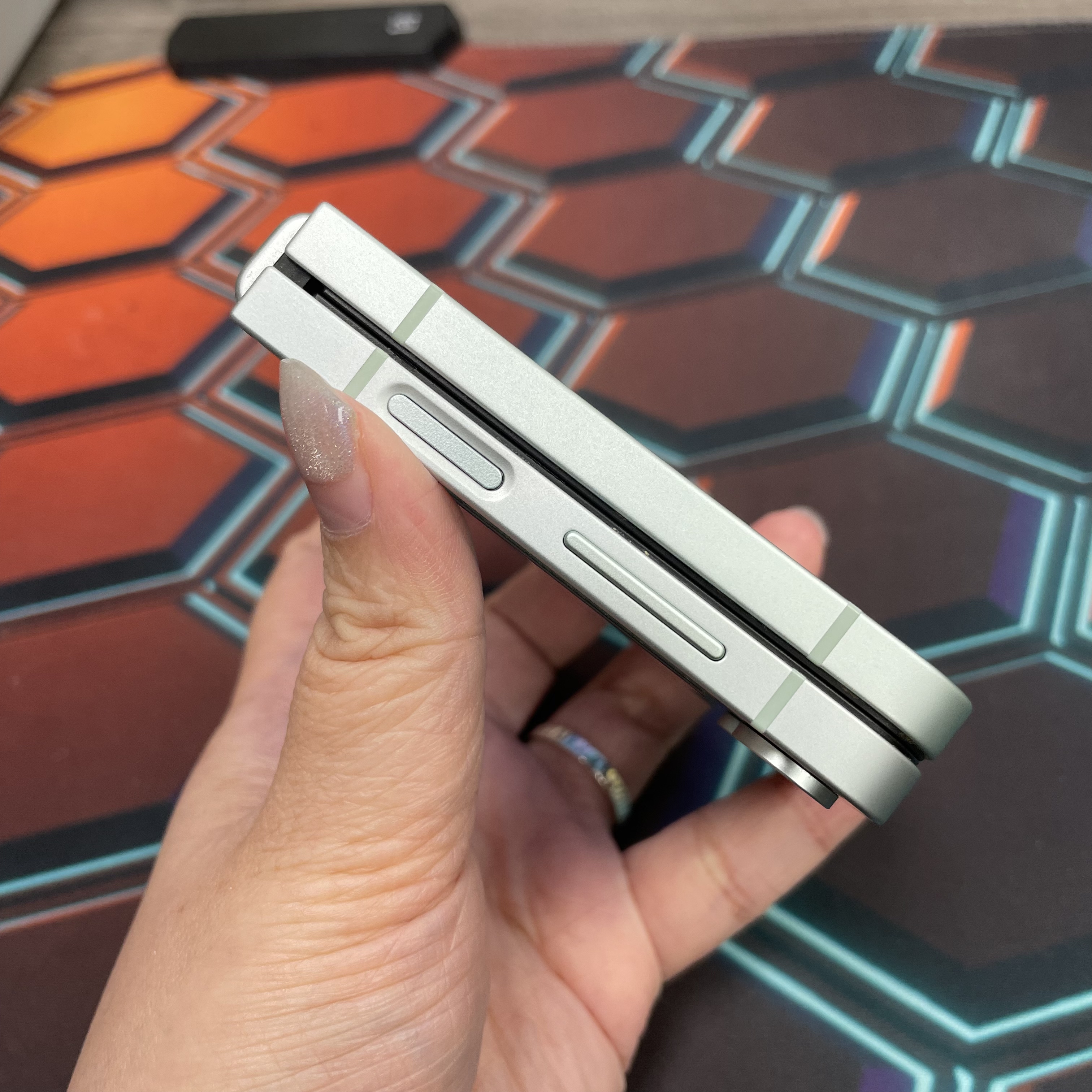 *7358 Galaxy Z Flip 6 勁靚機 12+512GB 綠色 green