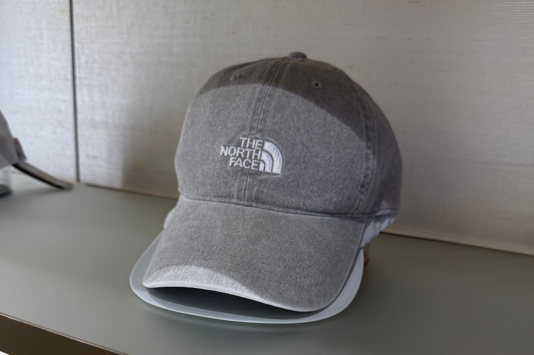 Northface cap denim 灰