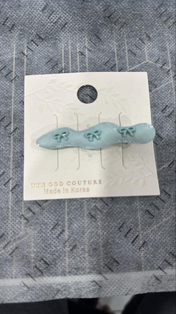 Triple Ribbon Bow Clip