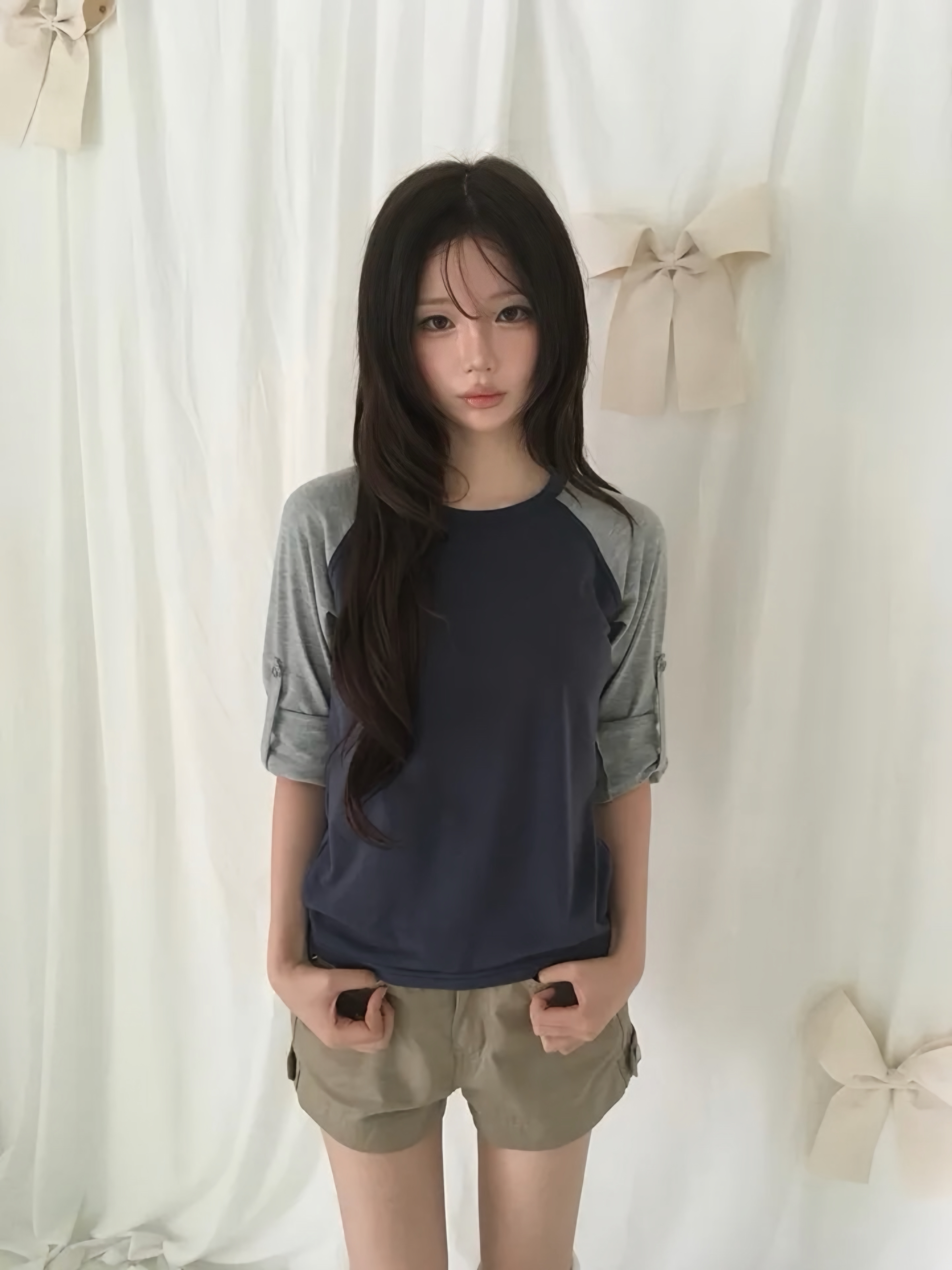 Roll-up Raglan Contrast Top