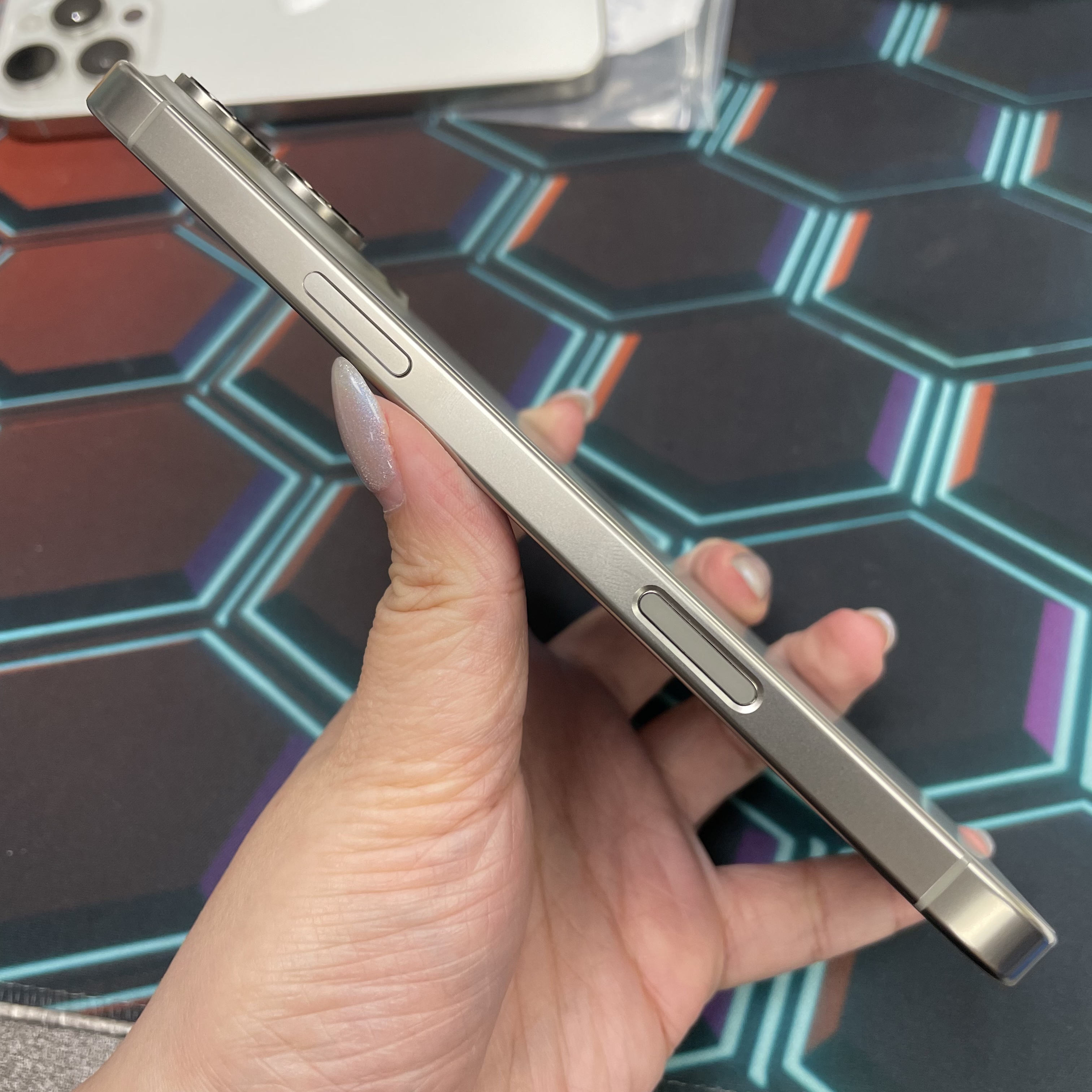 *6974 16 Pro max 勁靚機 256GB 電96 原色 gray