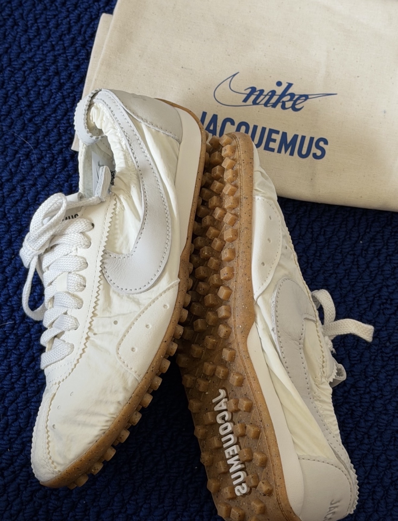 HV8547-002 Nike x Jacquemus Moon Shoe Soft Pearl HV8547-002