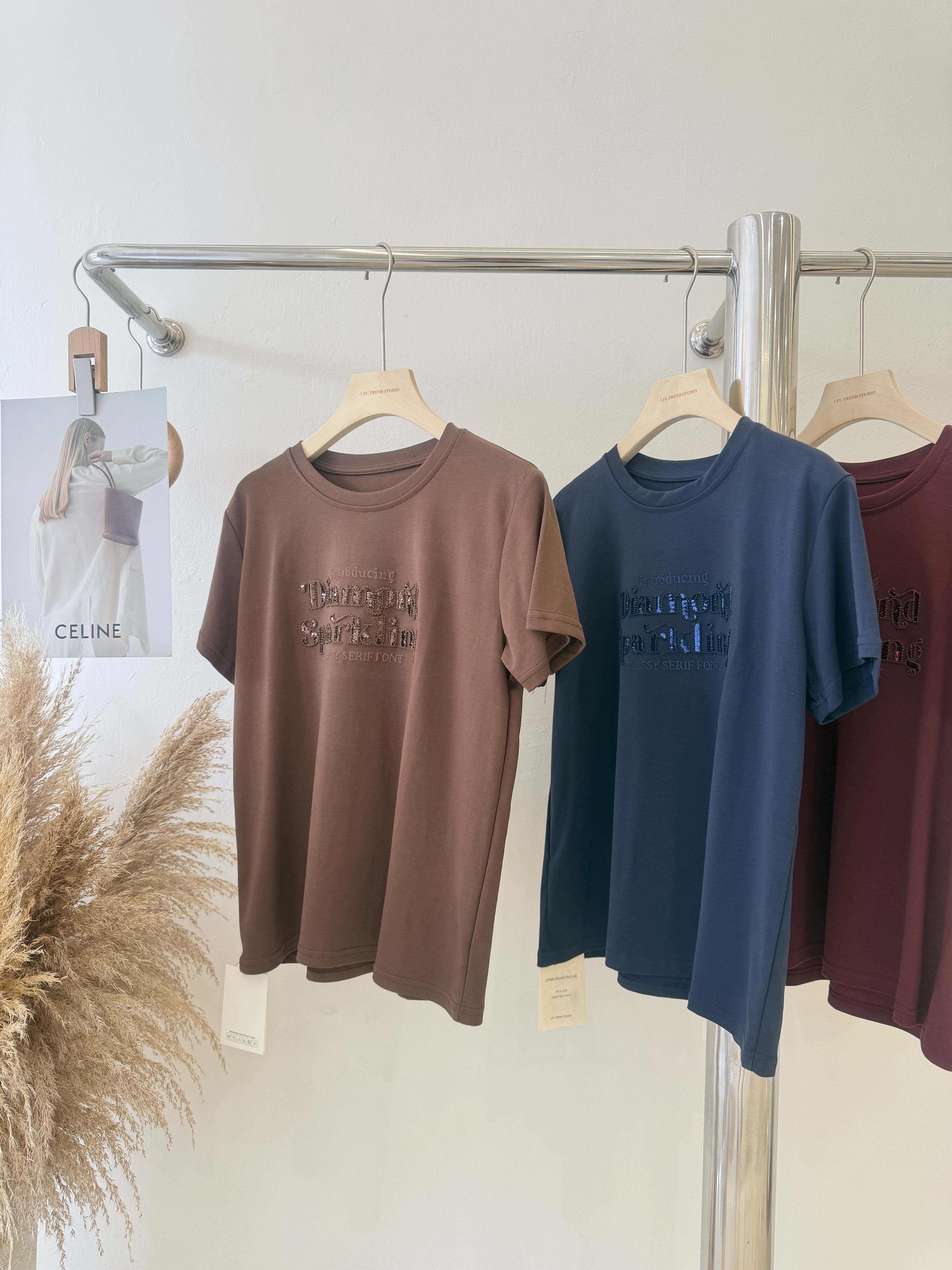 6721 韩系工艺刺绣亮片字母短袖