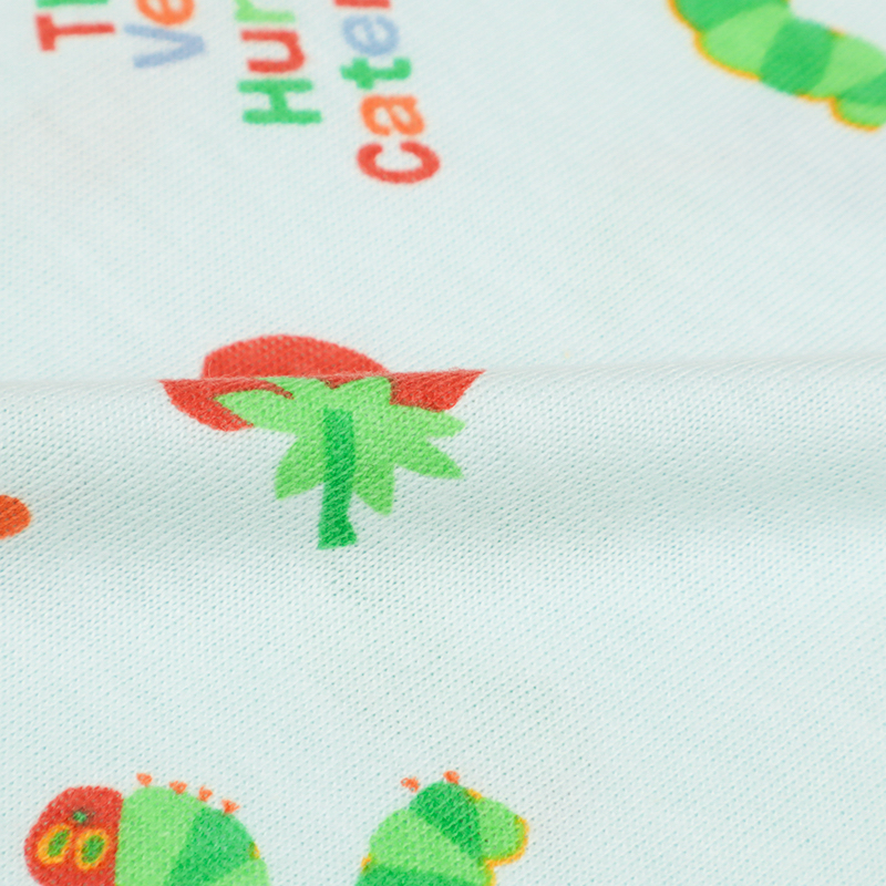 🇯🇵預訂 日本直送🇯🇵好餓的毛毛蟲滿印淺藍色短袖連身服