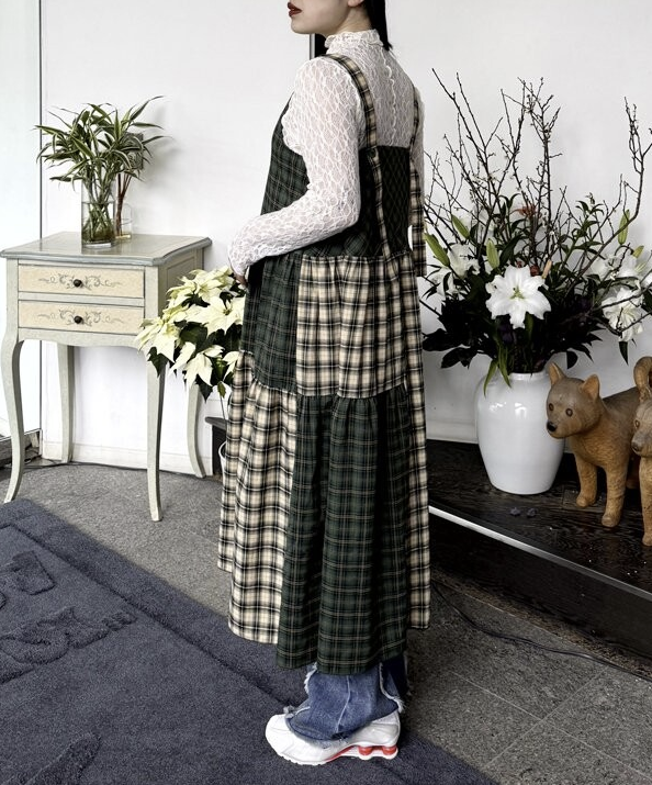 混搭格紋無袖連身裙 - 2026 流行穿搭  女士連身裙 春夏時尚穿搭 成人休閒 日常穿搭 易於配搭 日本直送   #JP-I-260019