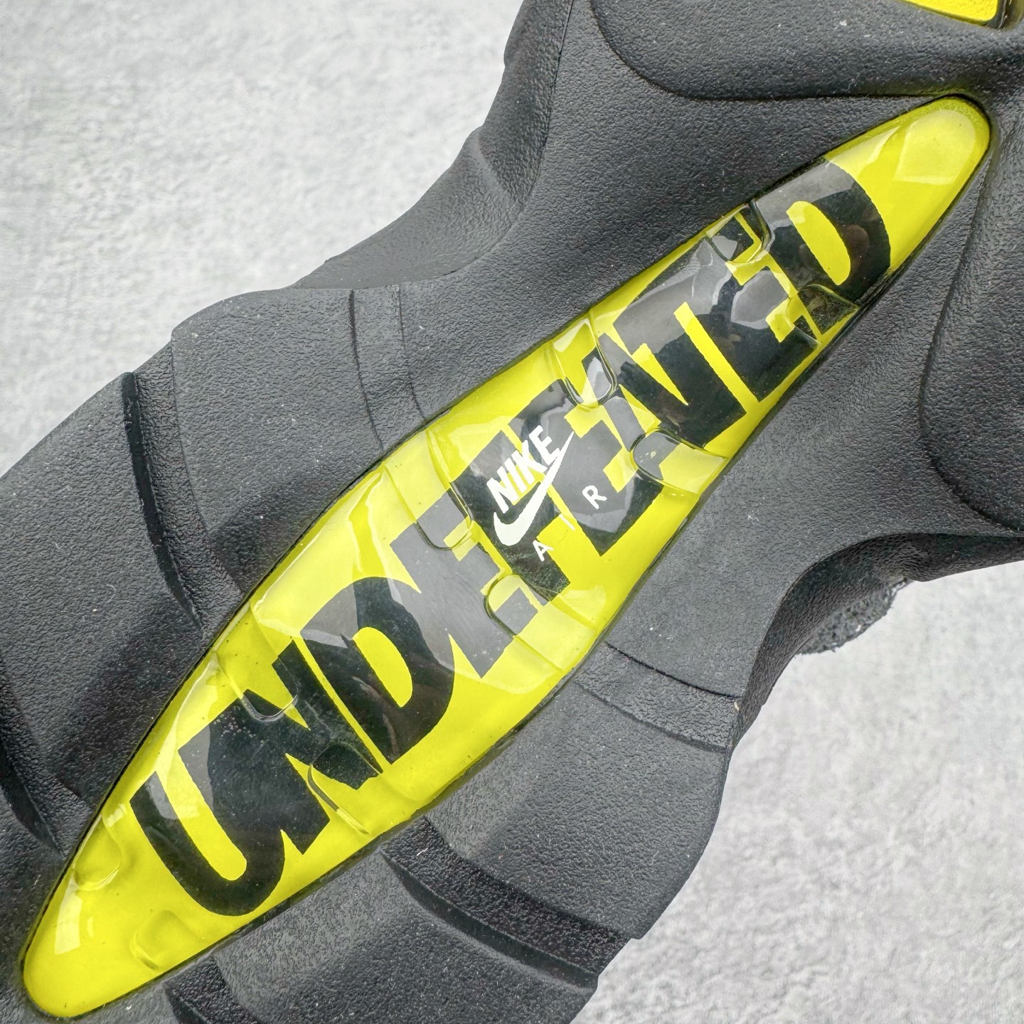 Undefeated x Nike Air Max 95 SP IB4523-002