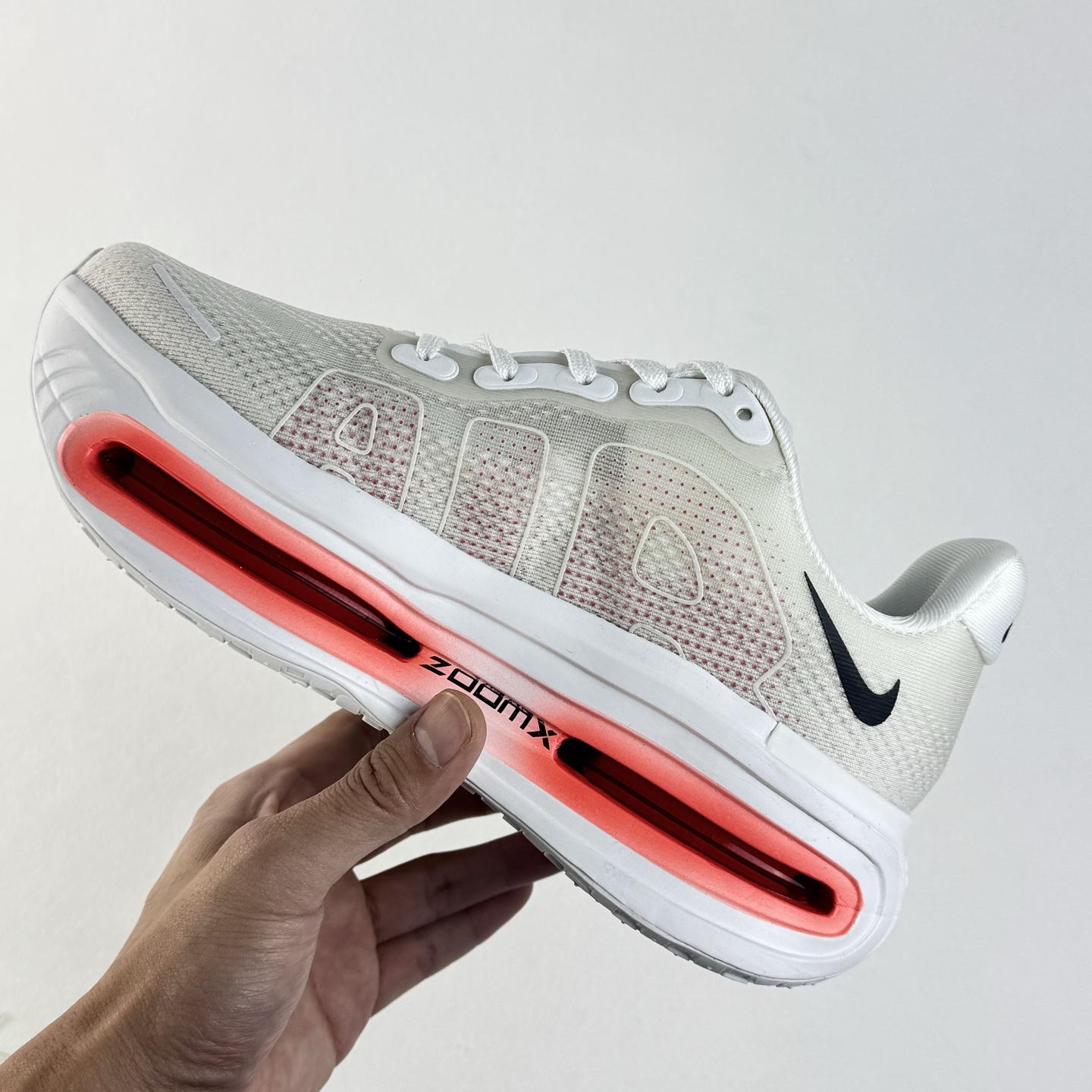 Nike Vomero Premium 