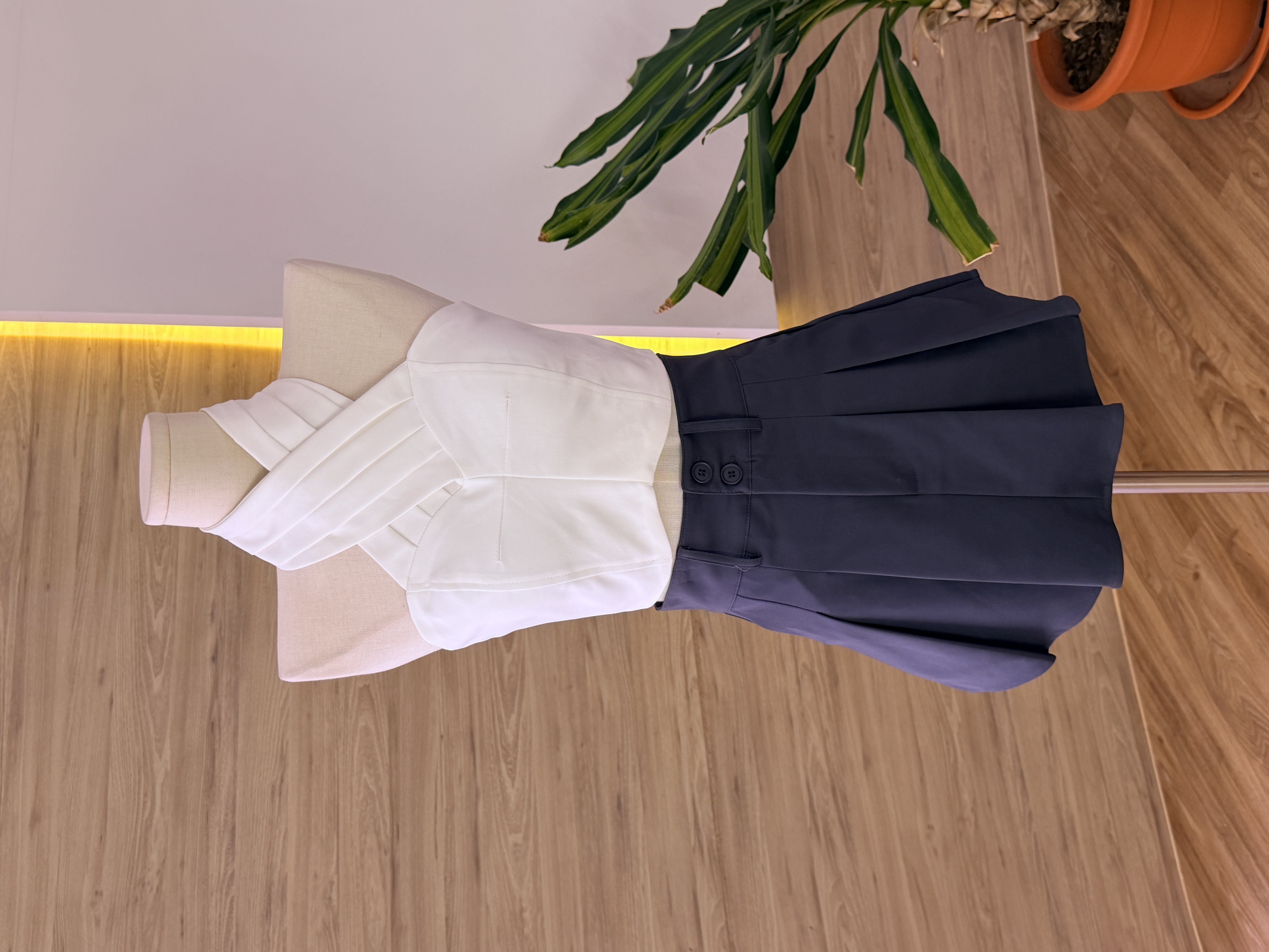 Zendra Halter Neck Top