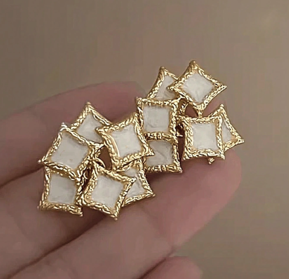 Geometric Gold-Edge Cluster Earrings