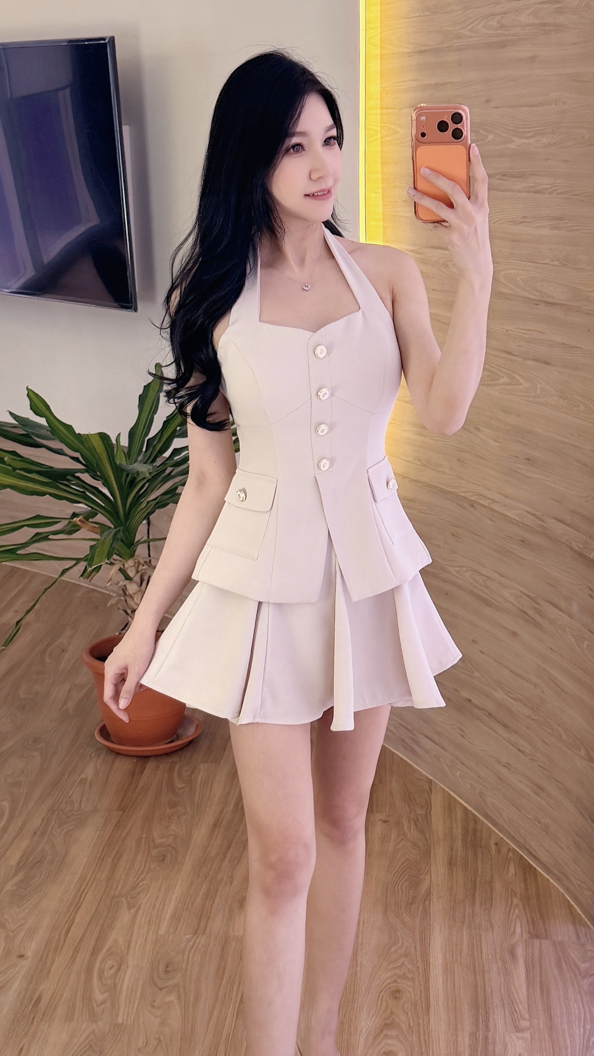 Arya Halter Neck Top