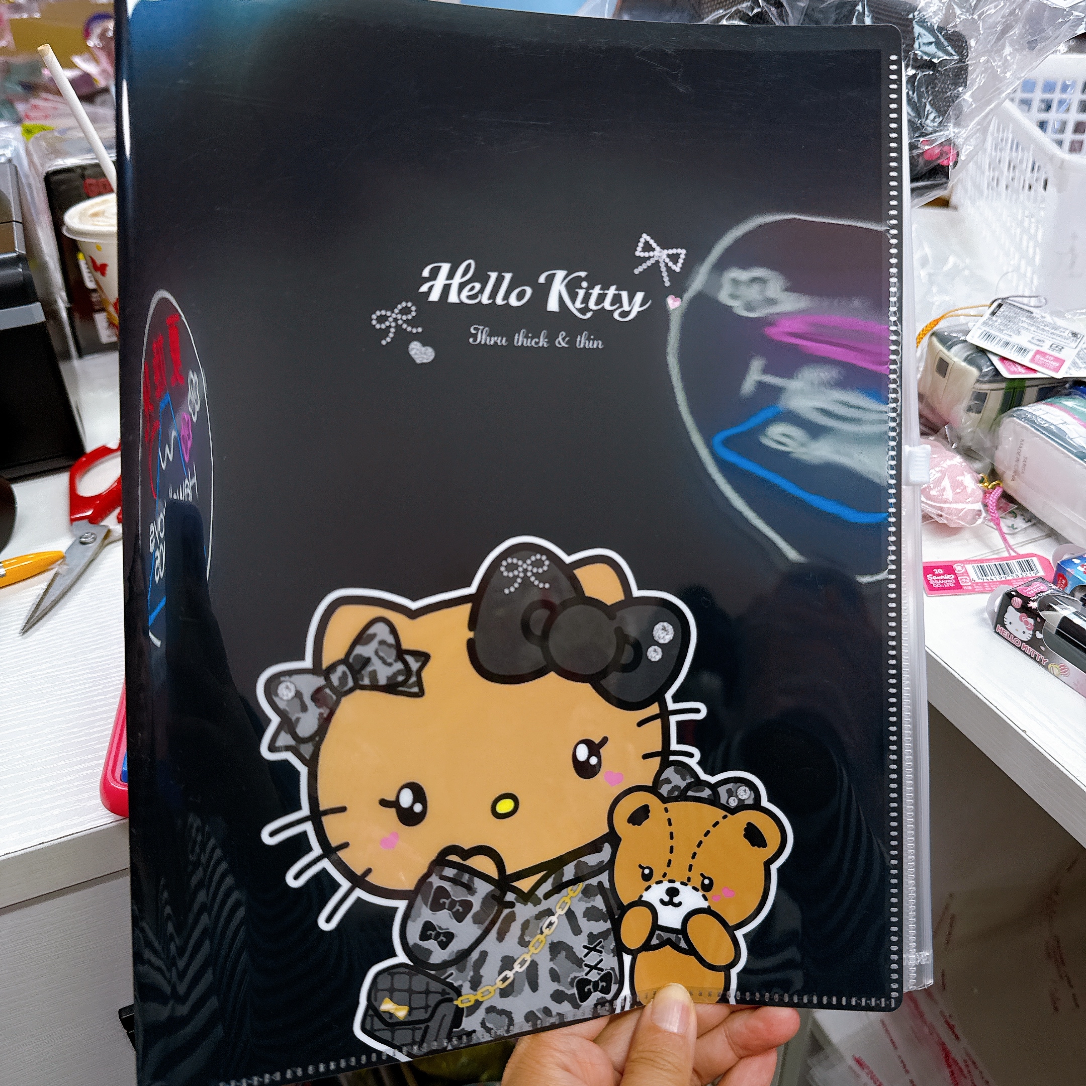 日本直送Hello Kitty多頁file