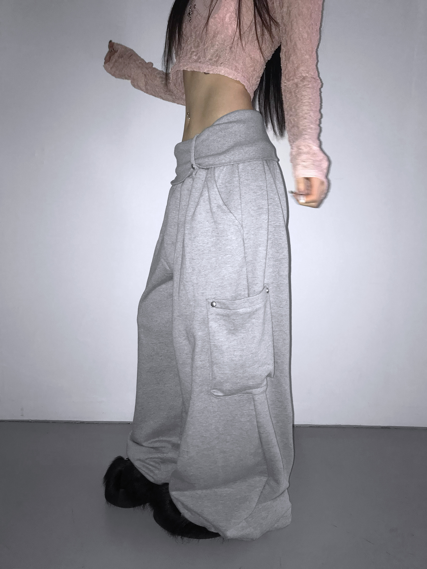 Folded Waist Cargo Sweatpants