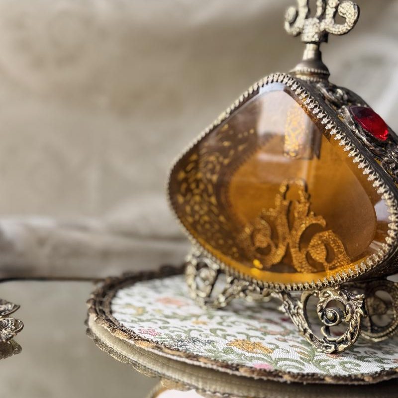 Rare! Early to Mid-Century Romantic Revival Ormolu & Amber Glass Large Perfume Bottle (MT2494)