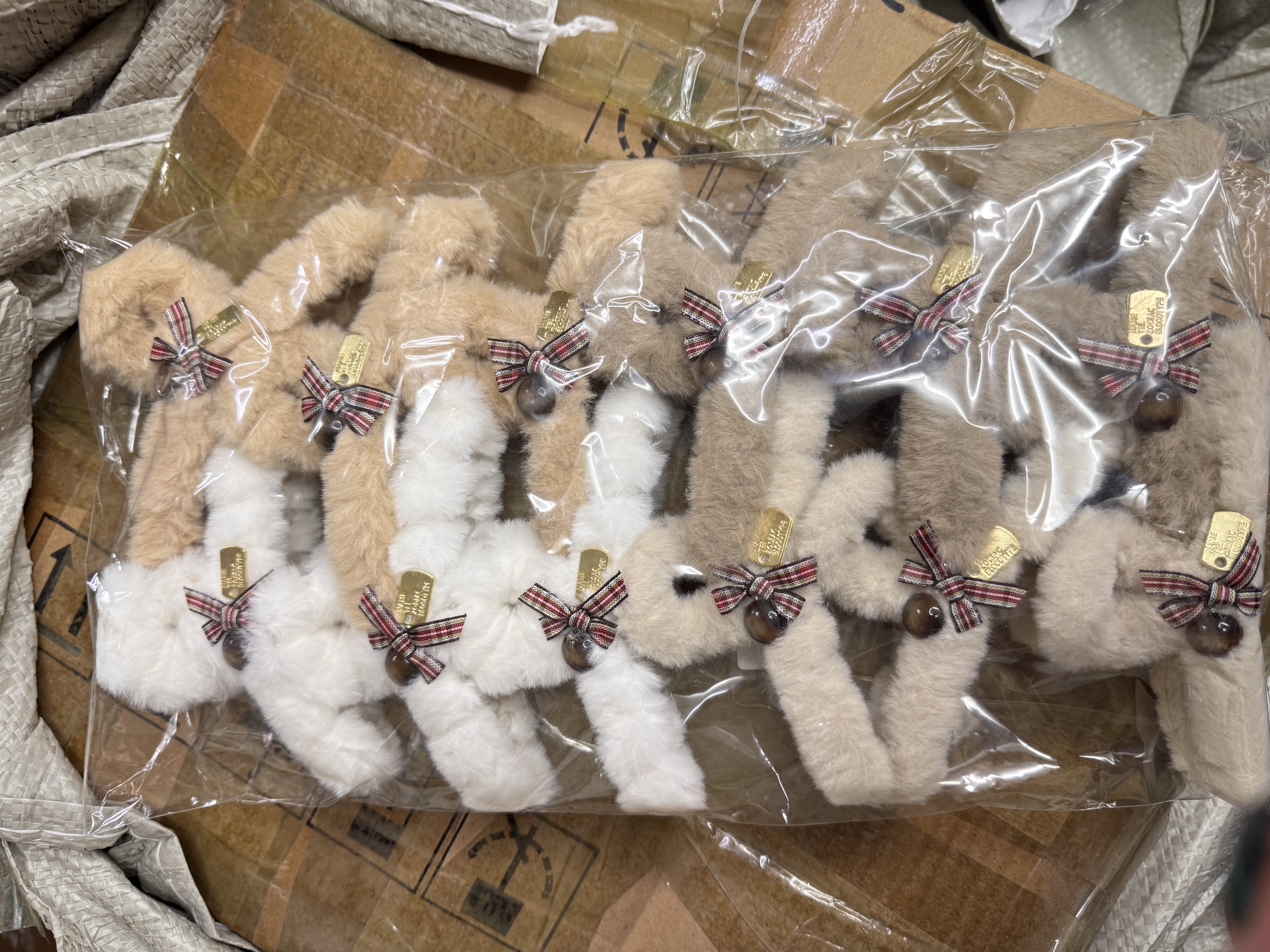 44607 抓夹 3037 毛毛