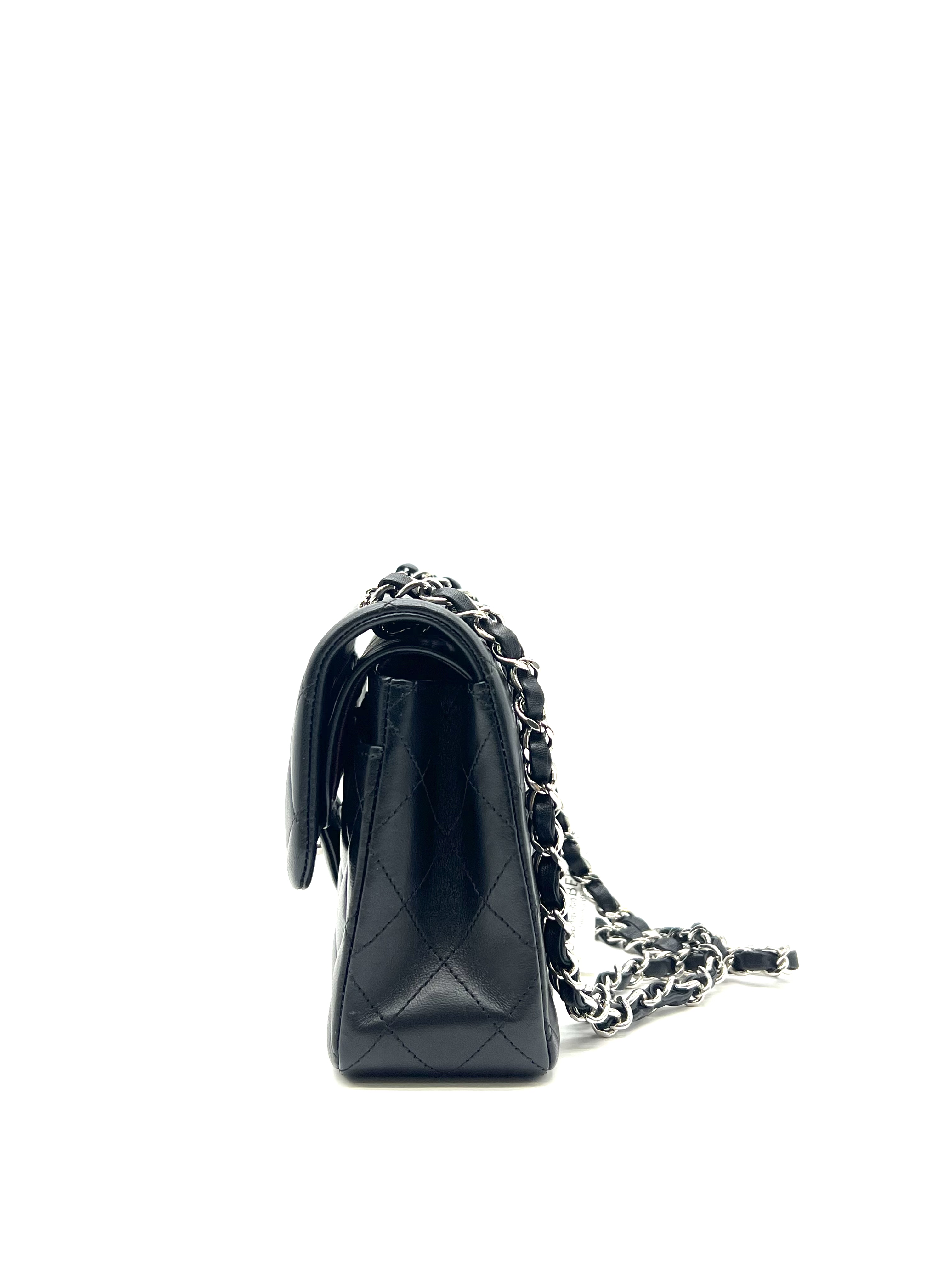 Pre-Owned CHANEL Classic Flap / Product Code: 26050705