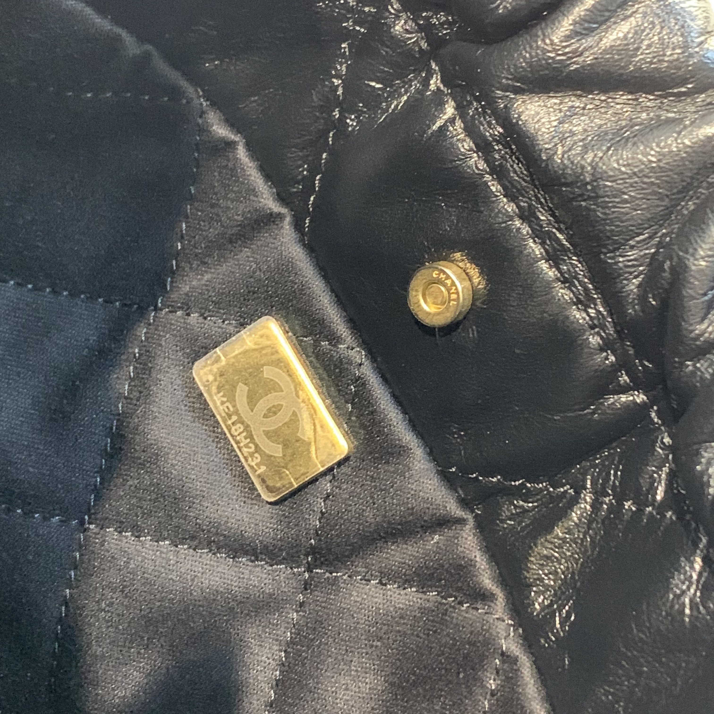 25年正單 Chanel mini 22 bag迷你垃圾袋