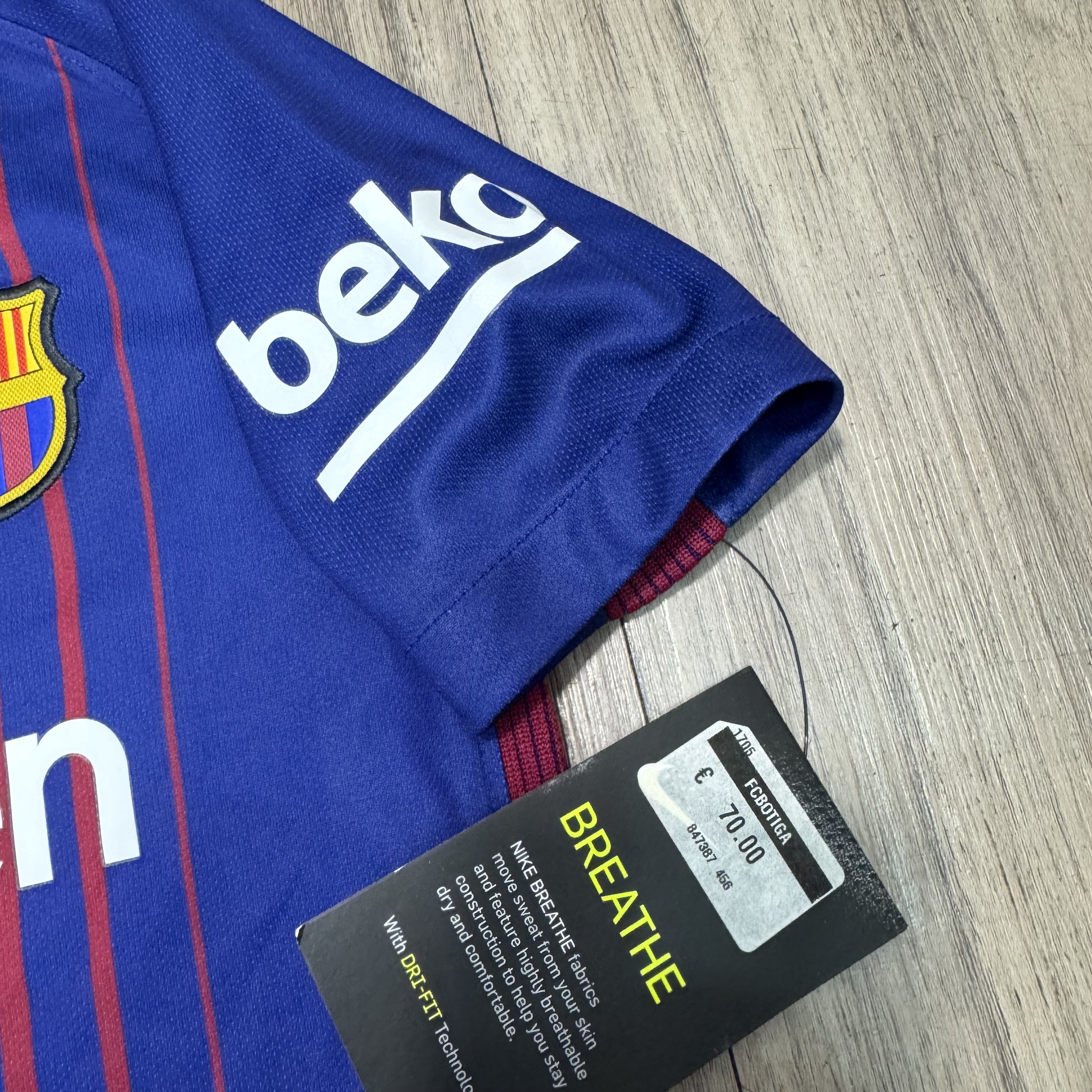 (Youth size)Barcelona 17/18 home shirt #11 Neymar JR (Bnwt)