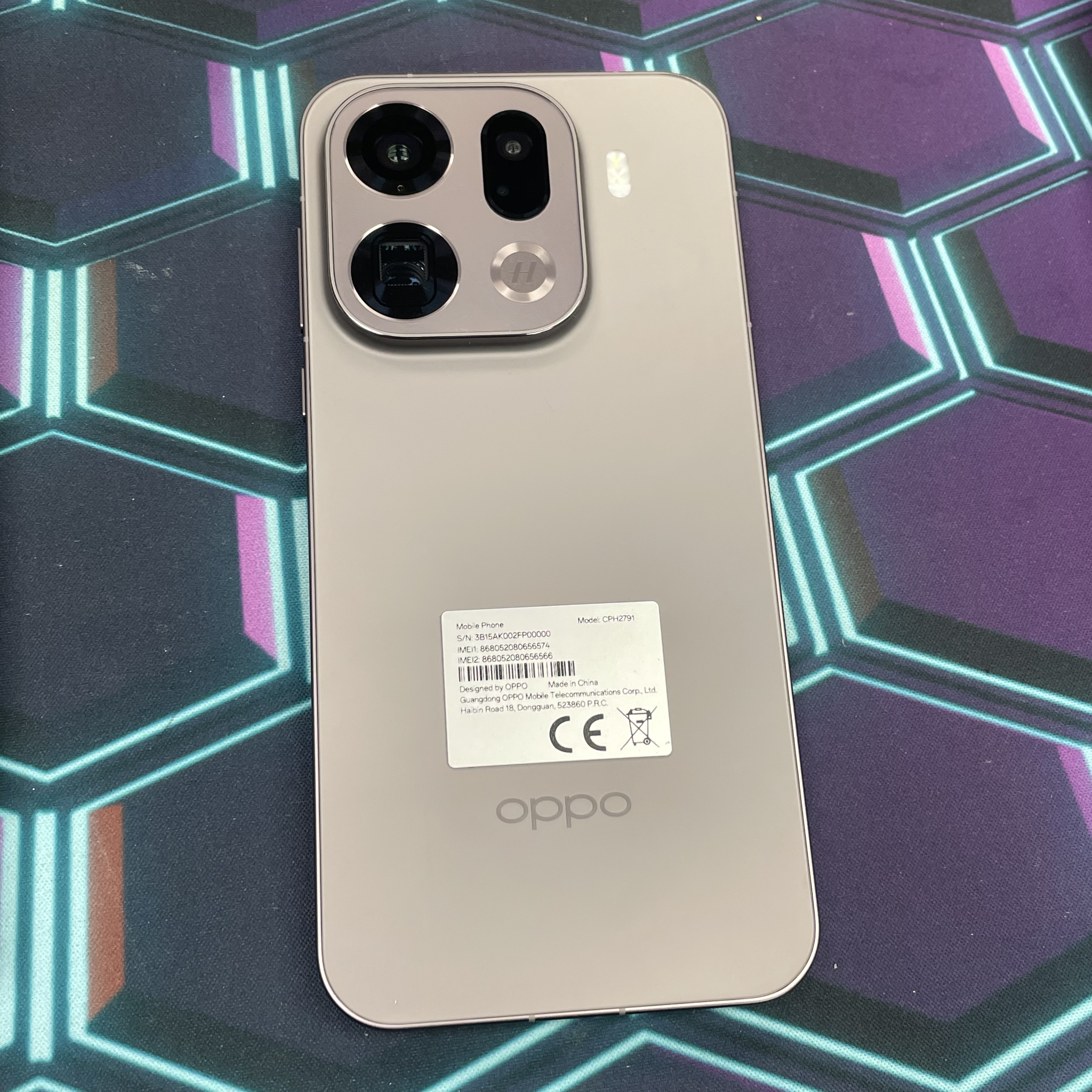 *7187 Oppo Find X9 Pro 完美機 16+512GB 啡色 brown