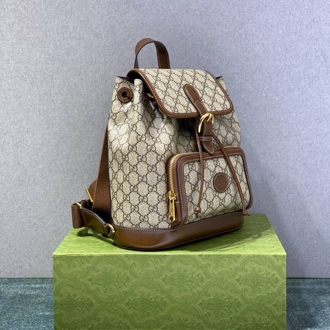 🔥大货实拍 𝐆𝐔𝐂𝐂𝐈新品 男士双肩包 型号：674147 尺寸：26.5*30*13cm