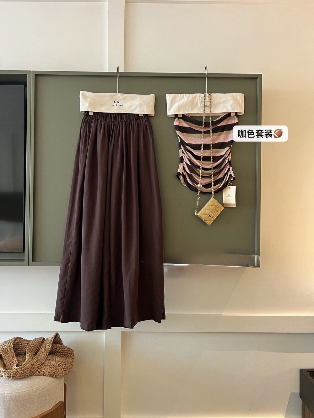 零感松弛韩系慵懒撞色条纹抹胸+休闲裤套装(两件套)Striped Tube Top Wide Leg Pants Set