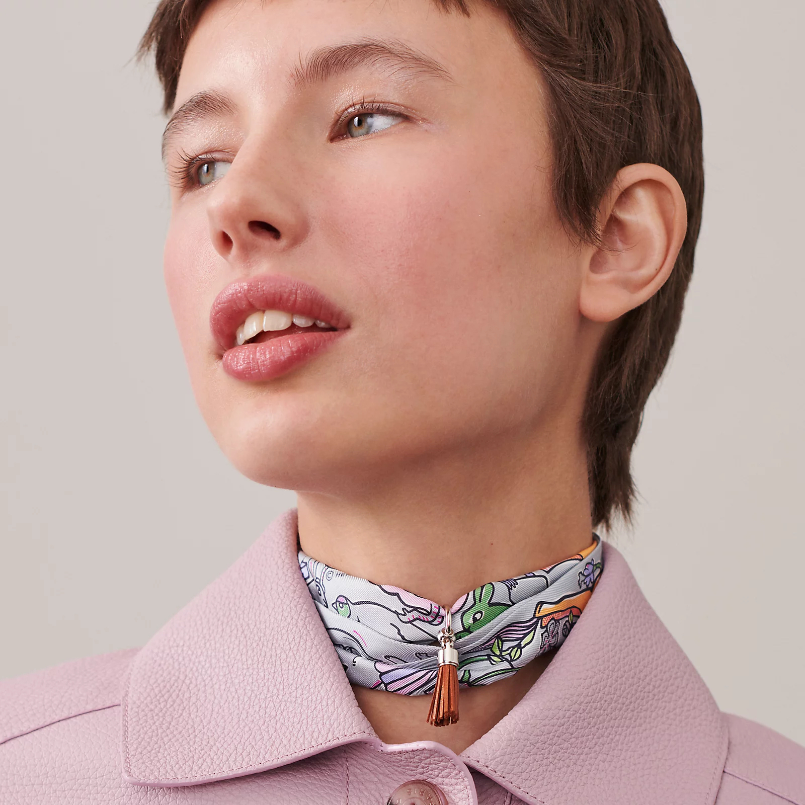 Hermès 全新🆕 100%絲 Mille Et Un Lapins圖案 Twilly