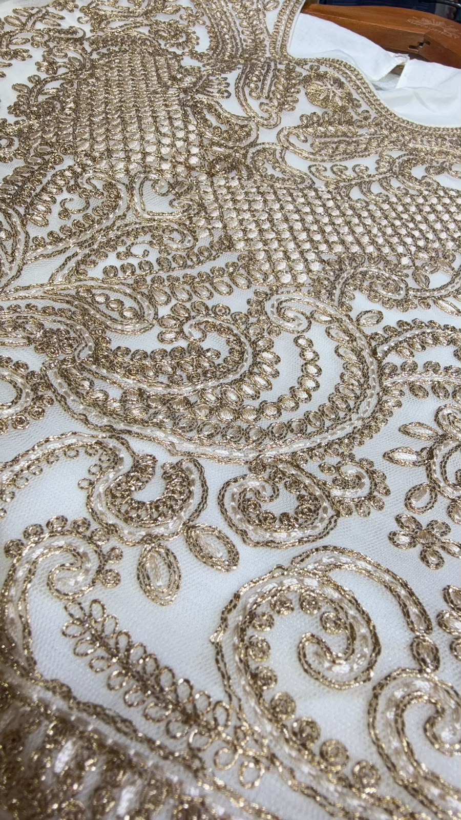 3528 White Chiffon Greek Theme Golden OP