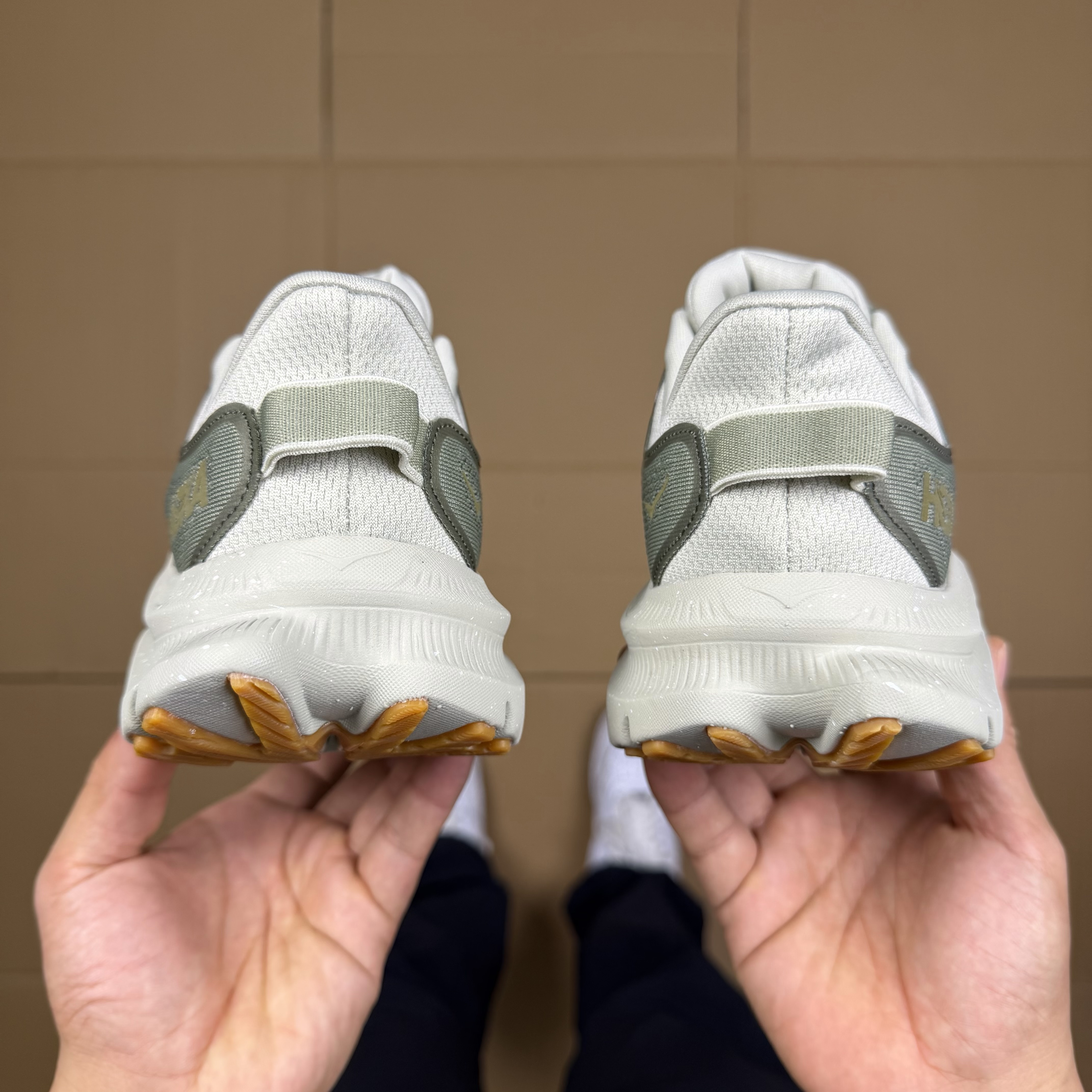 Hoka One One Kawaha 2