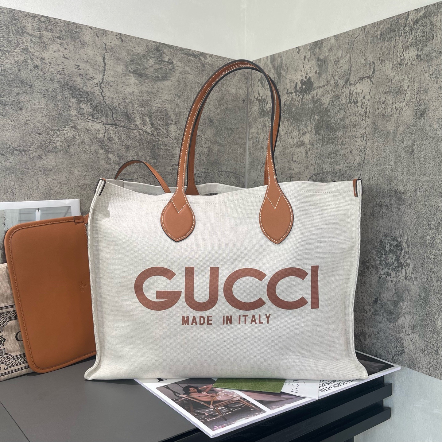 ［預訂貨品］GUCCI米白色帆布雙面tote bag