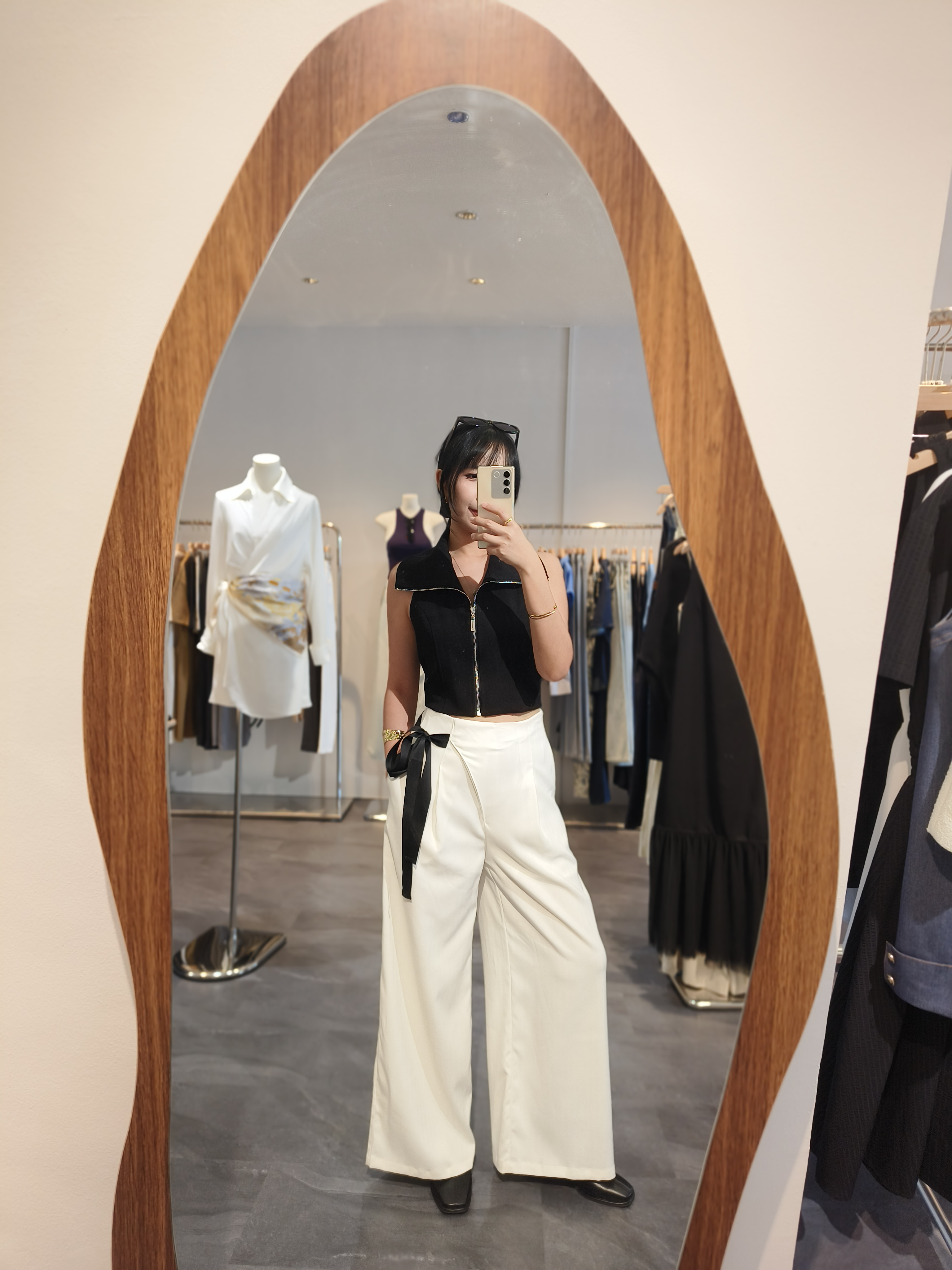 侧边绑带米白长裤 Side Tie Trousers