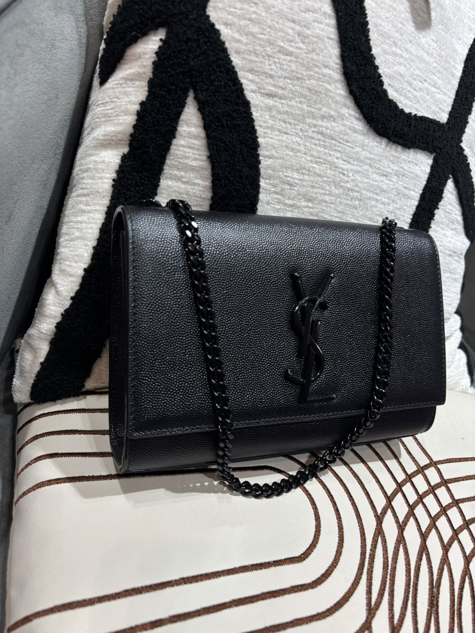 YSL Kate small  Black Caviar flap so black 20cm YSL FLAP 100%Authentic, 99%new  ✅Certificate ✅dust bag 