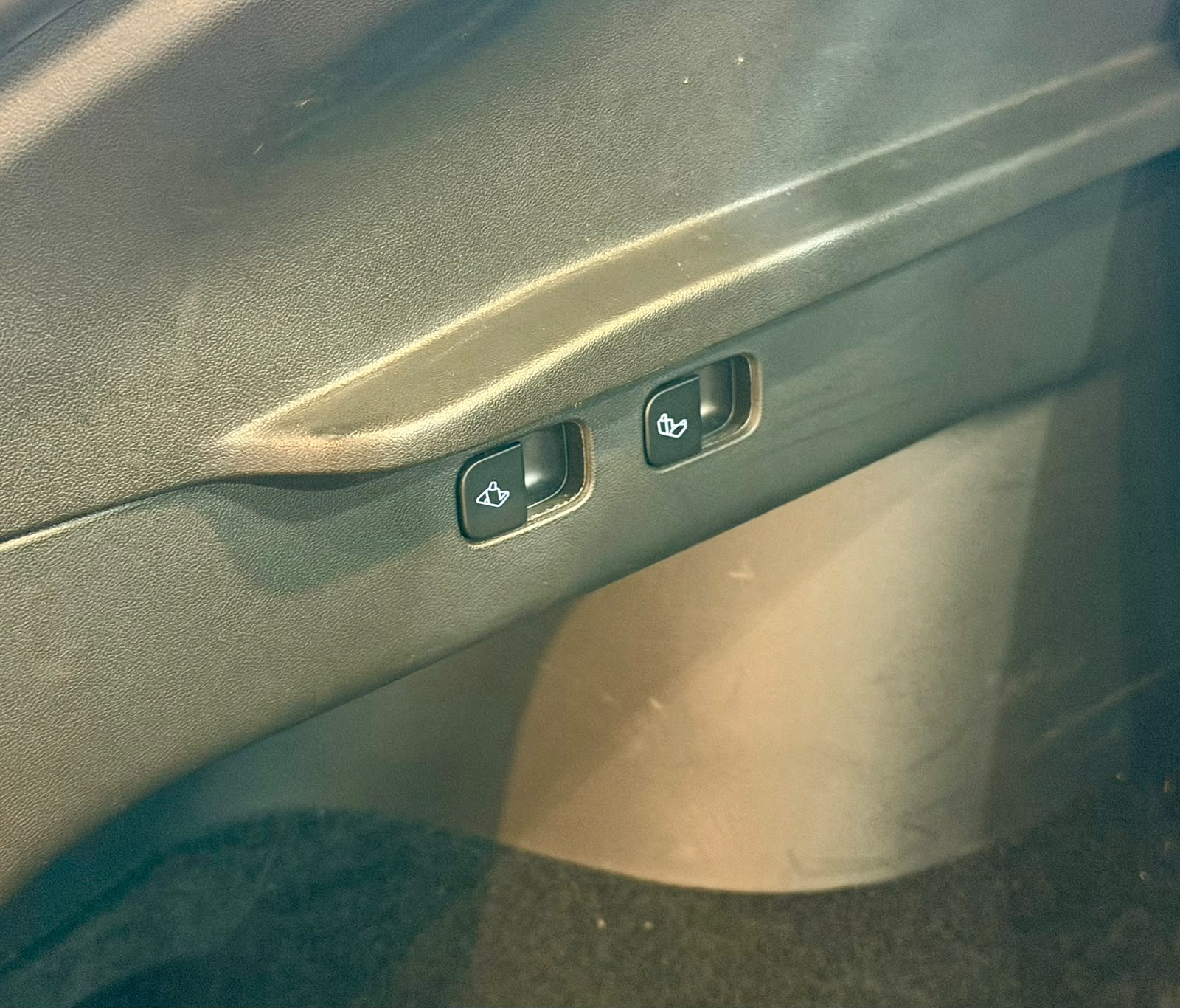 【KARZ EV⚡️- TESLA Model Y Long Range】 2022