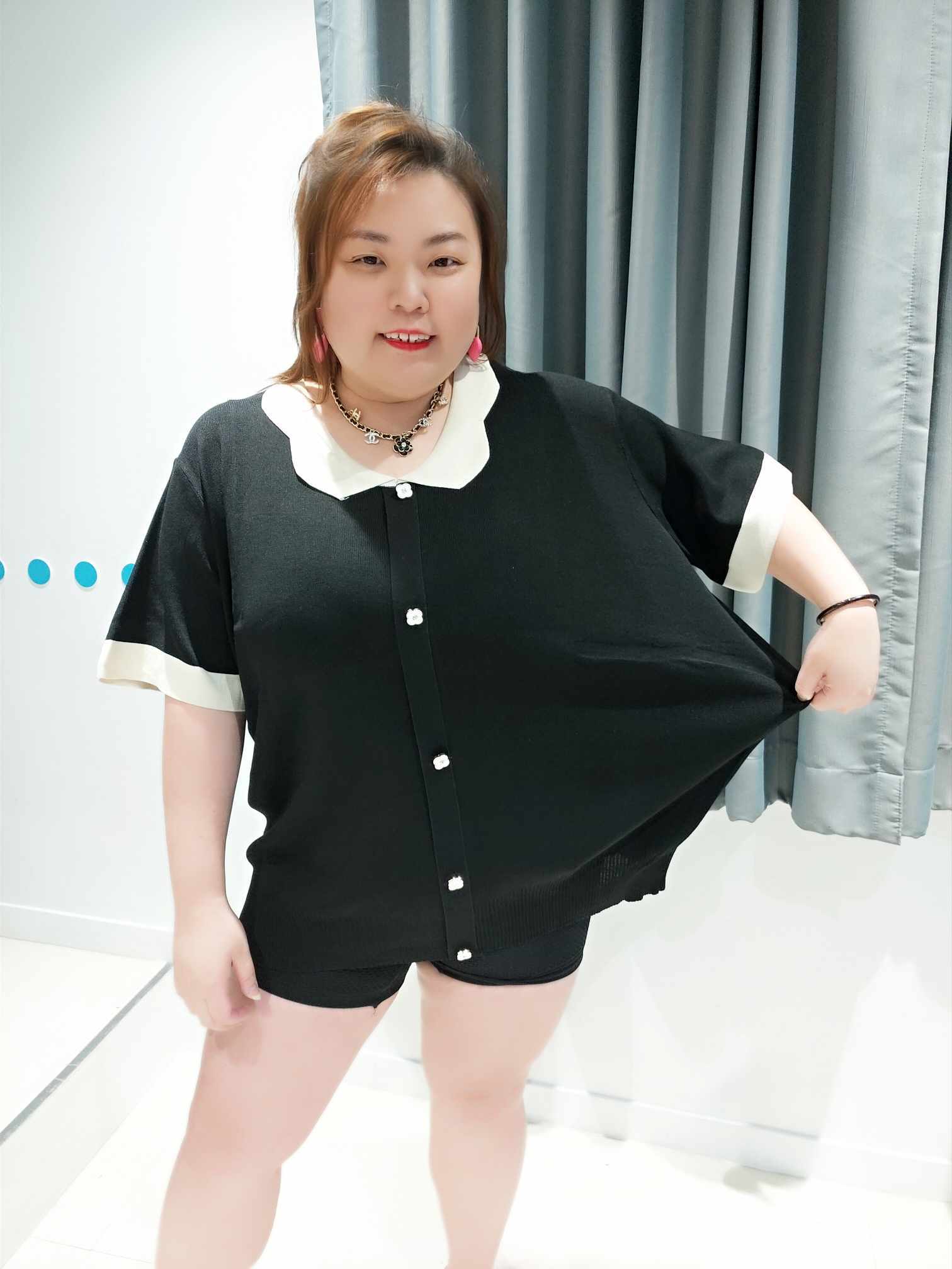 DSF08 云朵领设计针织上衣