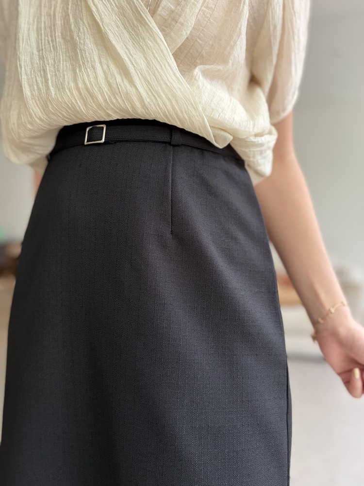 The Belted Straight Skirt (Black)