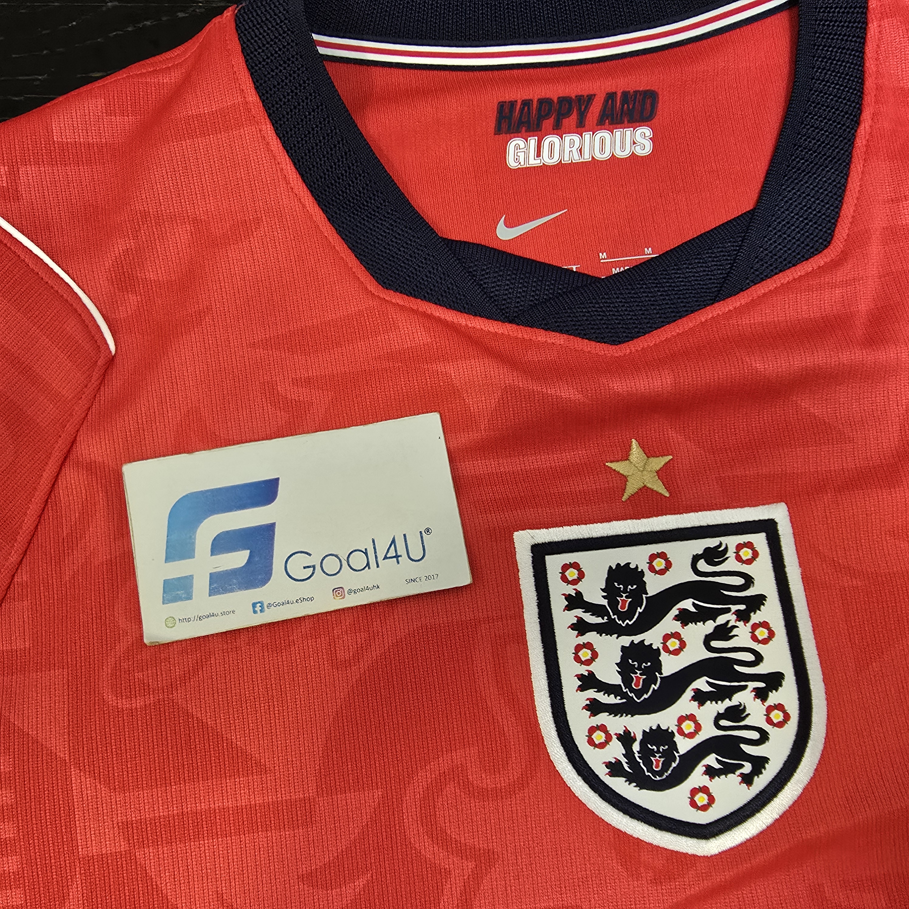 經典三色重現 Nike England 英格蘭 2026-27 作客球迷版球衣 (可加印字章) IB5361