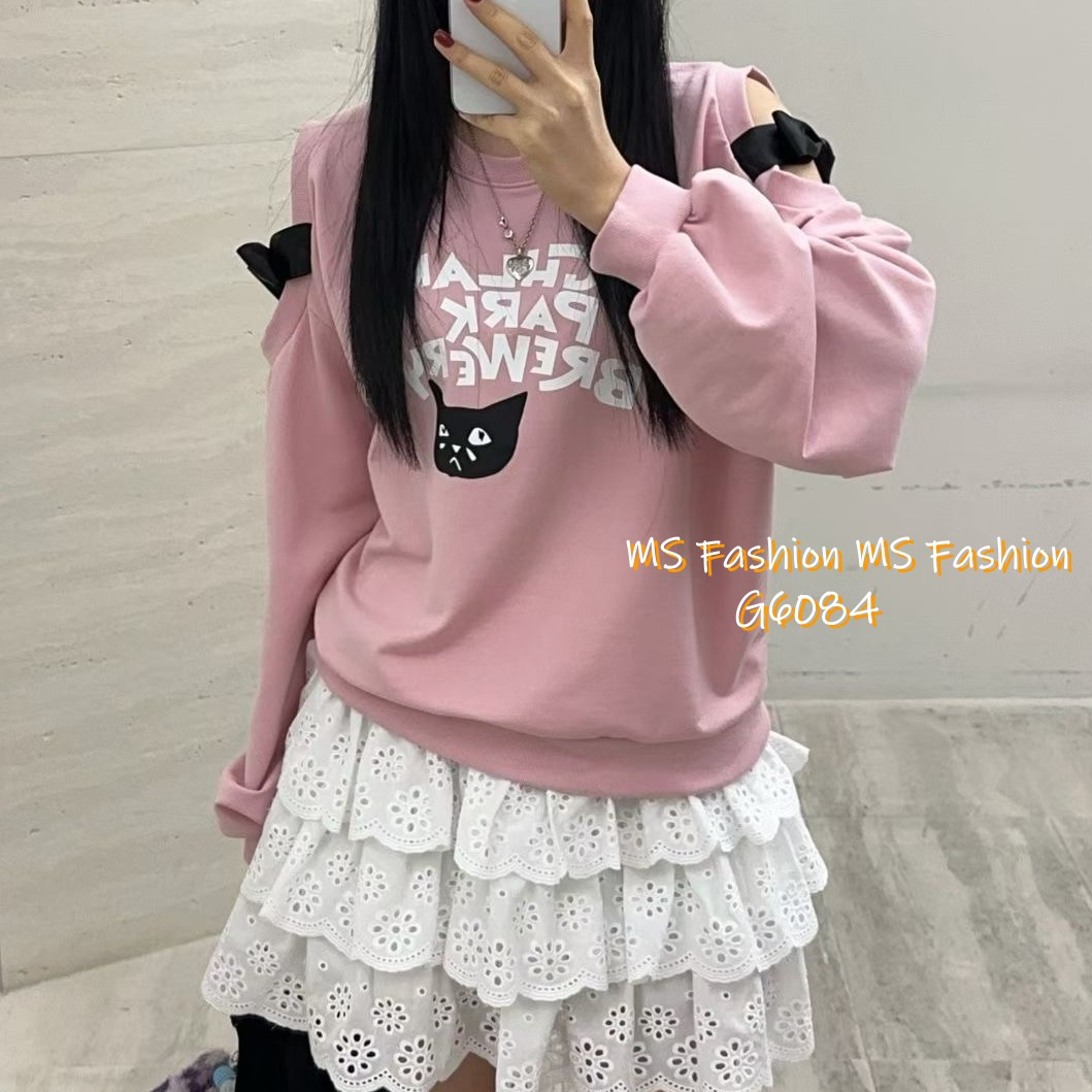 G6084 韓國🇰🇷露肩字母top