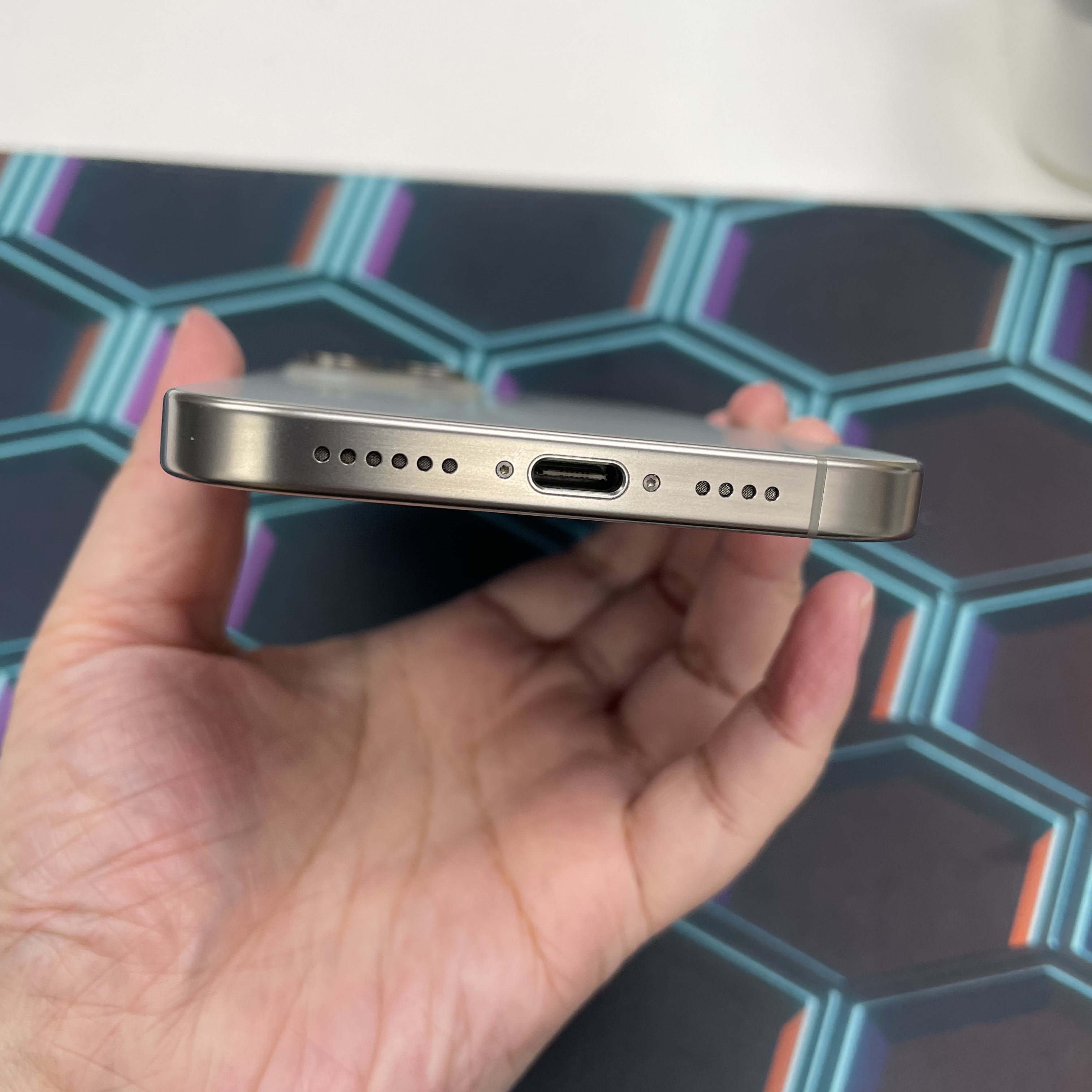 *6442 16 pro max 完美機 256GB 電89 原色 gray