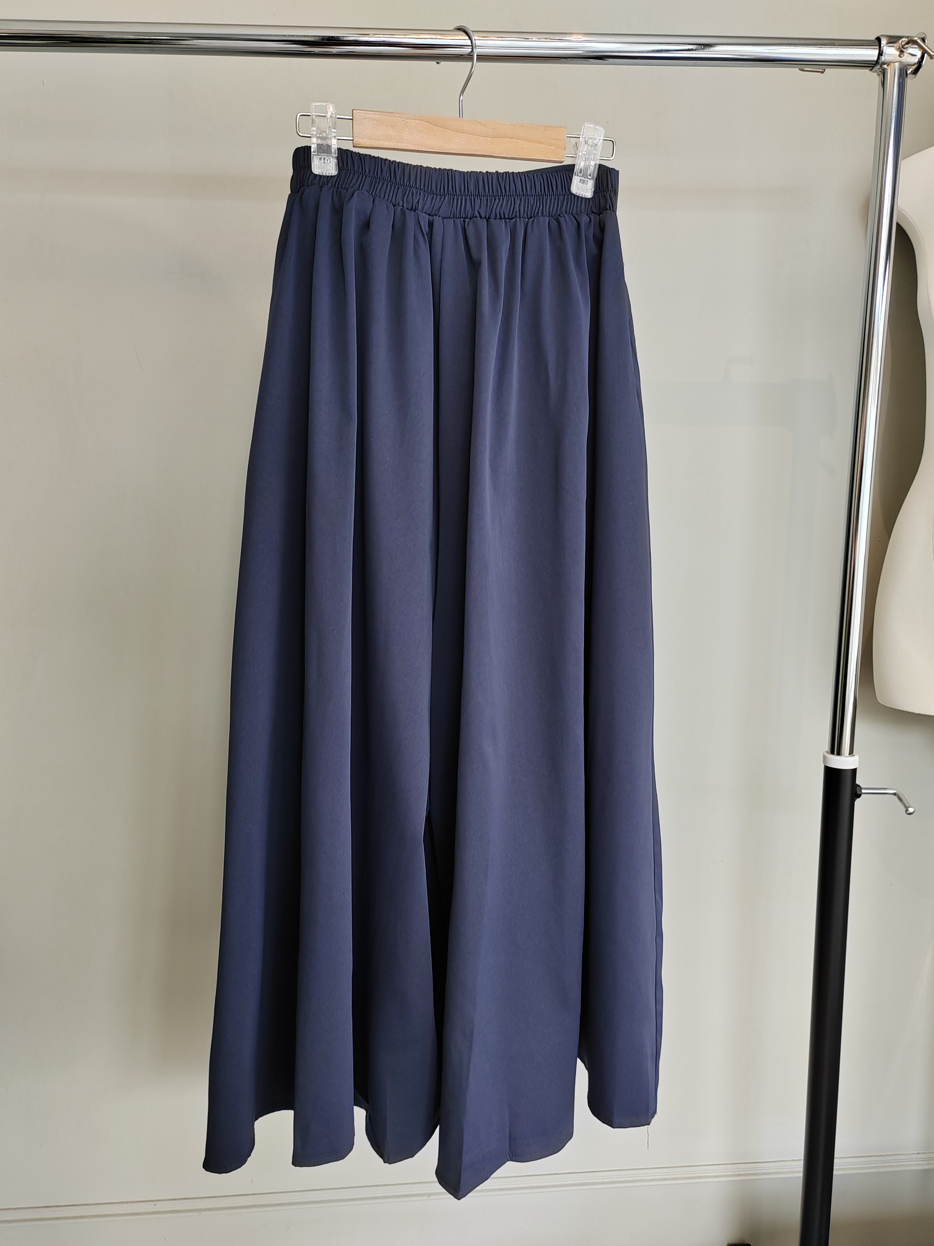 LY4038