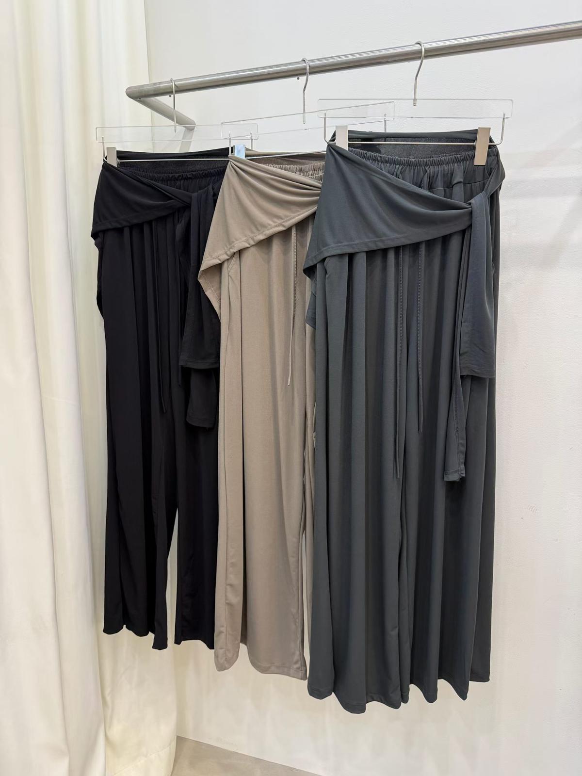 T02 打褶Bra top +披肩+休閑褲Set